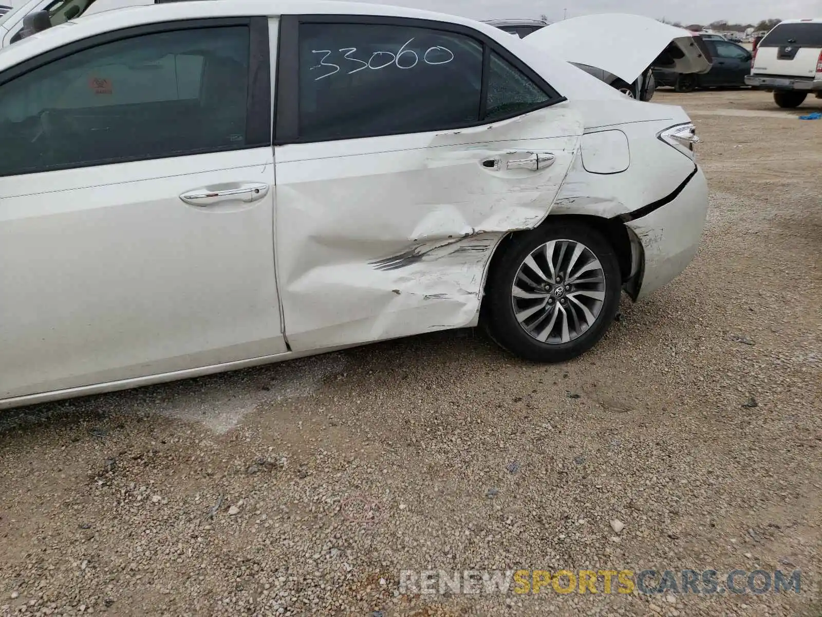 9 Photograph of a damaged car 5YFBURHEXKP948609 TOYOTA COROLLA 2019