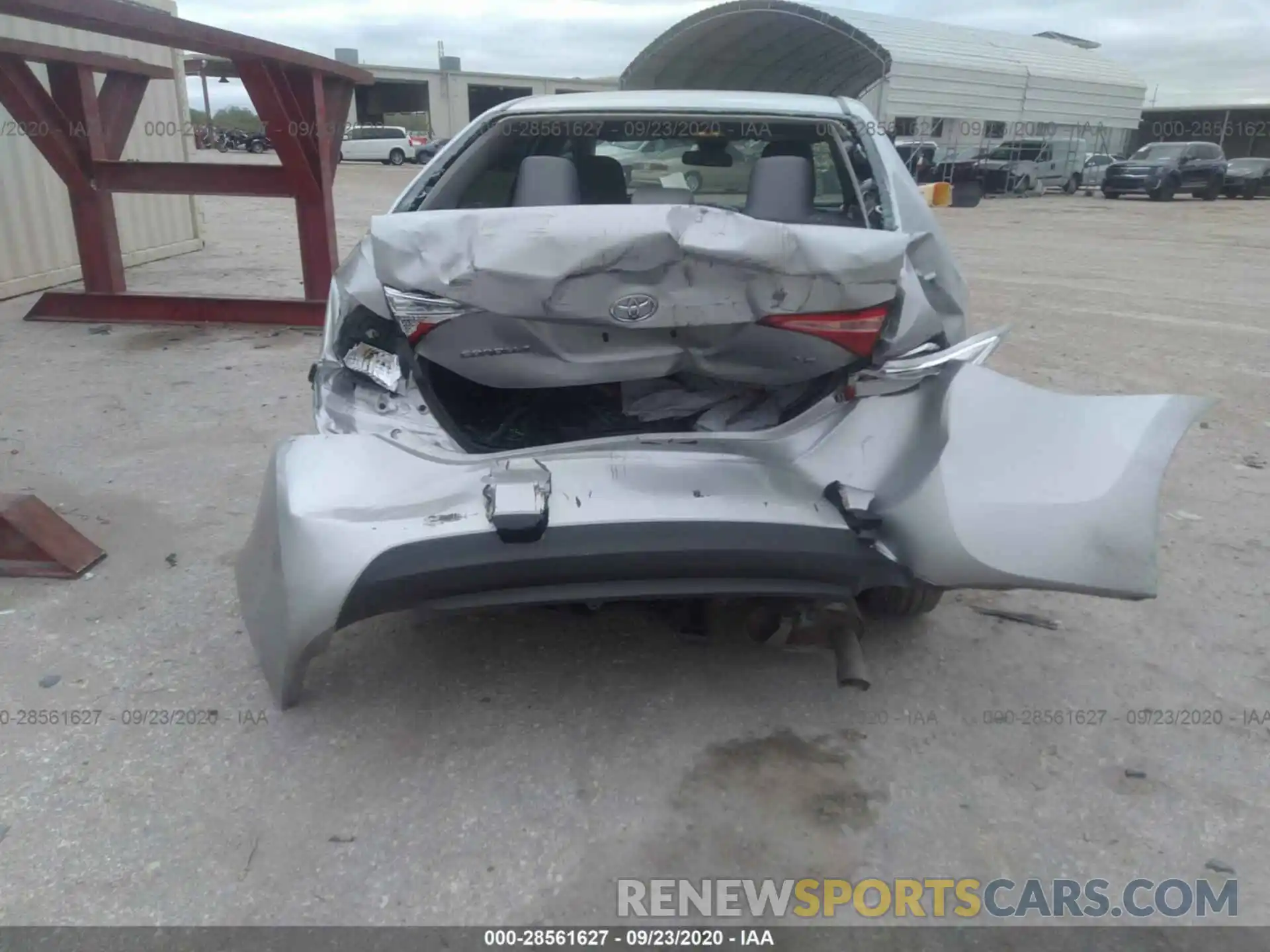 6 Photograph of a damaged car 5YFBURHEXKP948805 TOYOTA COROLLA 2019