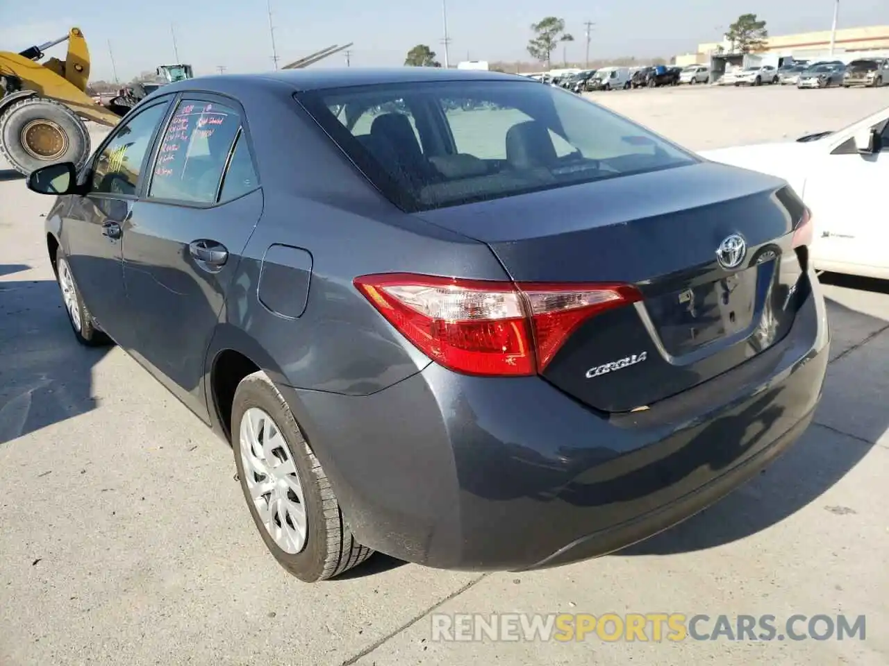 3 Photograph of a damaged car 5YFBURHEXKP948898 TOYOTA COROLLA 2019