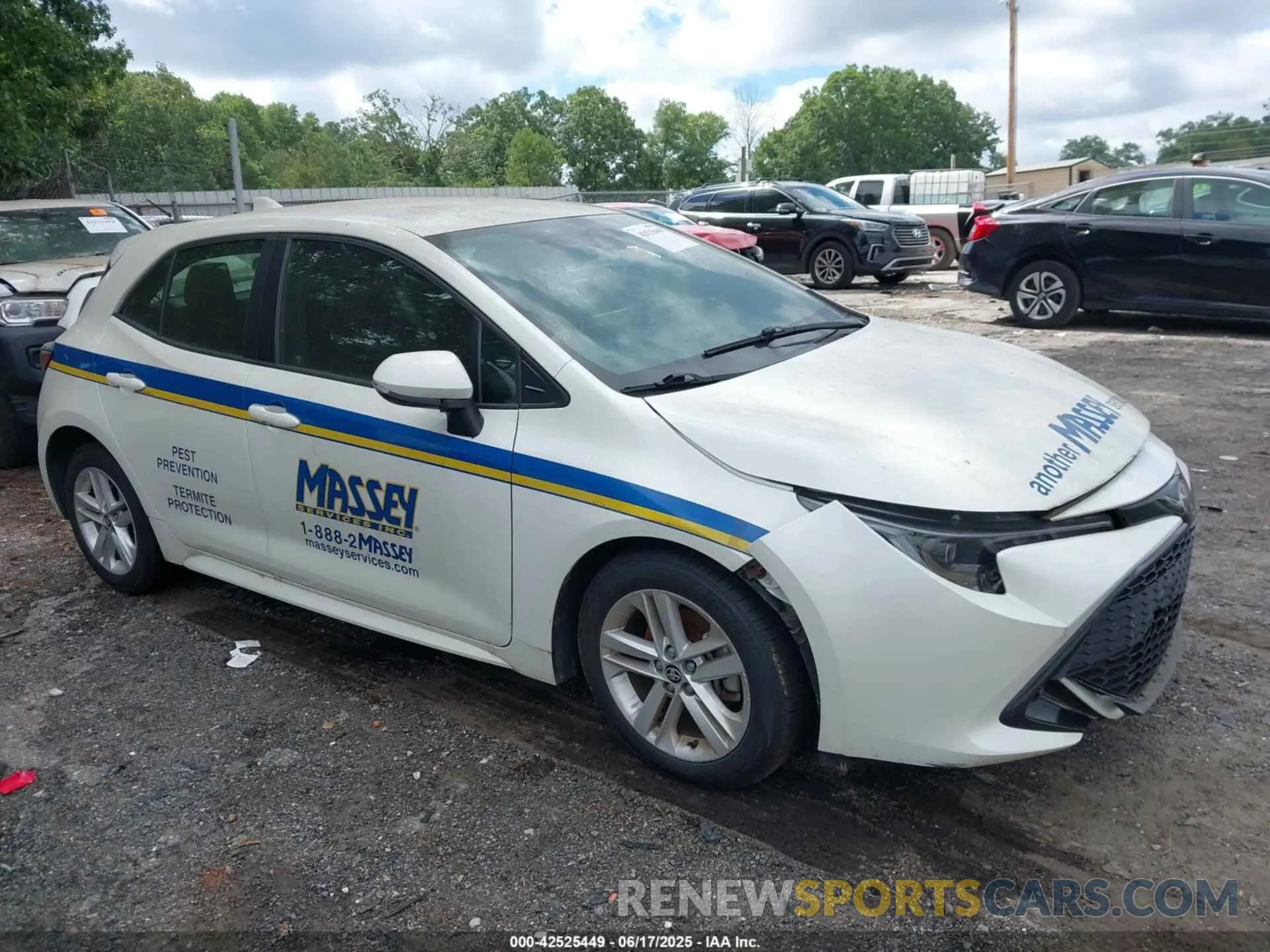 1 Photograph of a damaged car JTNK4RBE0K3003102 TOYOTA COROLLA 2019