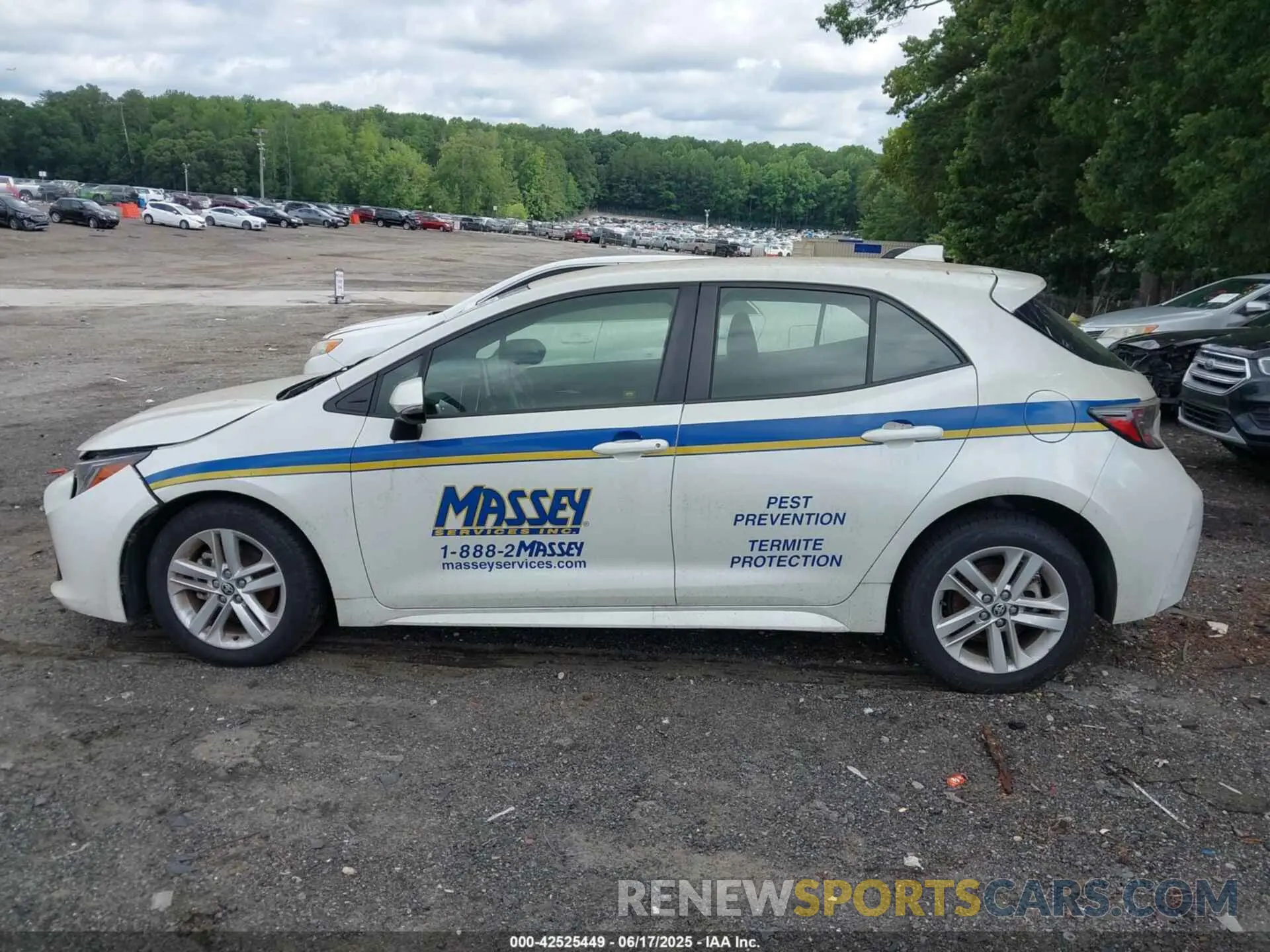13 Photograph of a damaged car JTNK4RBE0K3003102 TOYOTA COROLLA 2019