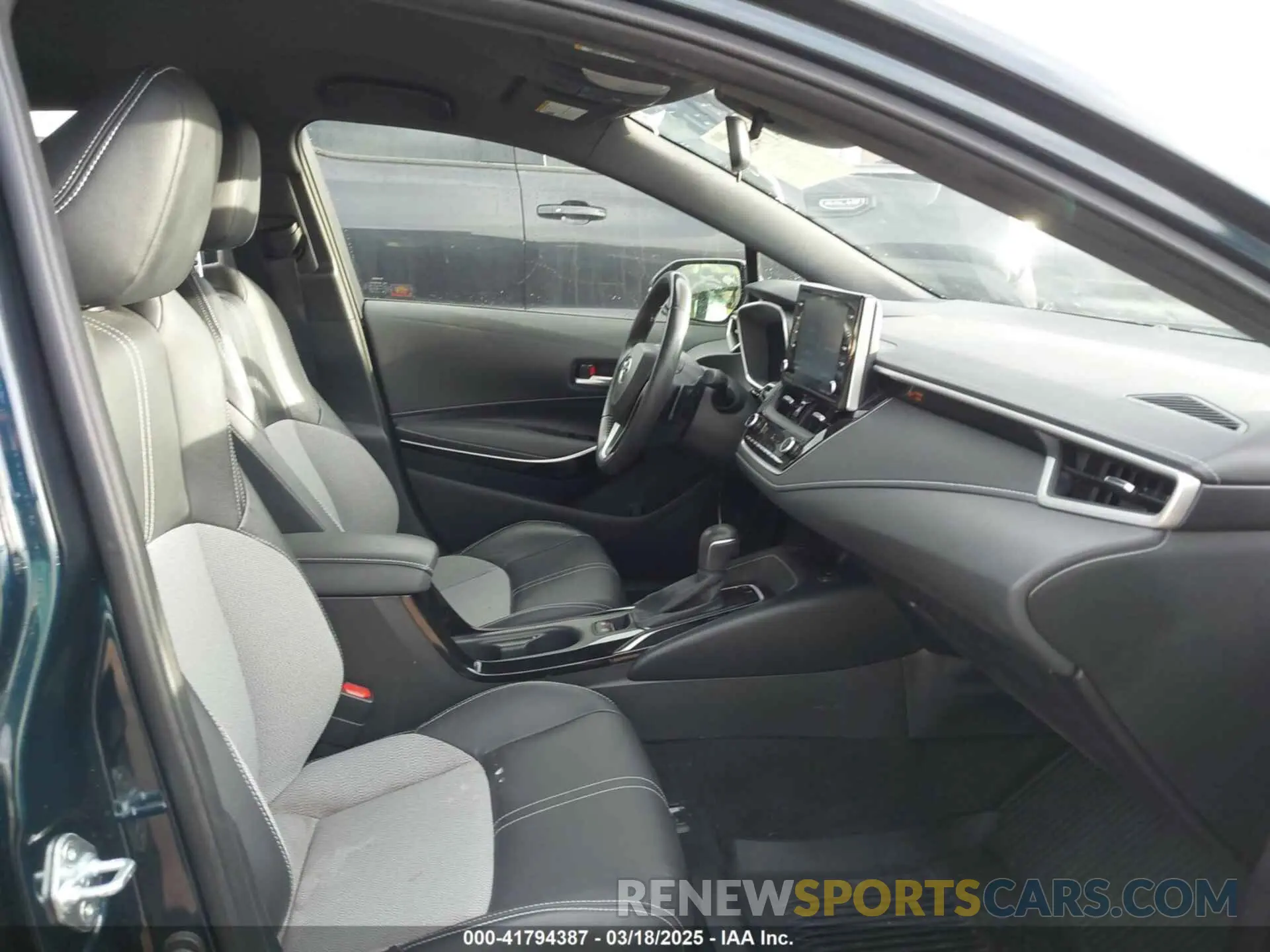 5 Photograph of a damaged car JTNK4RBE0K3020711 TOYOTA COROLLA 2019