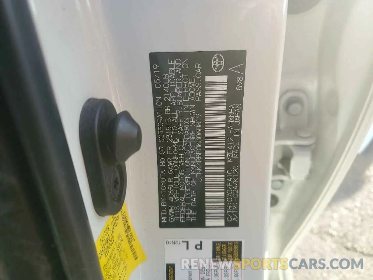 14 Photograph of a damaged car JTNK4RBE0K3060819 TOYOTA COROLLA 2019