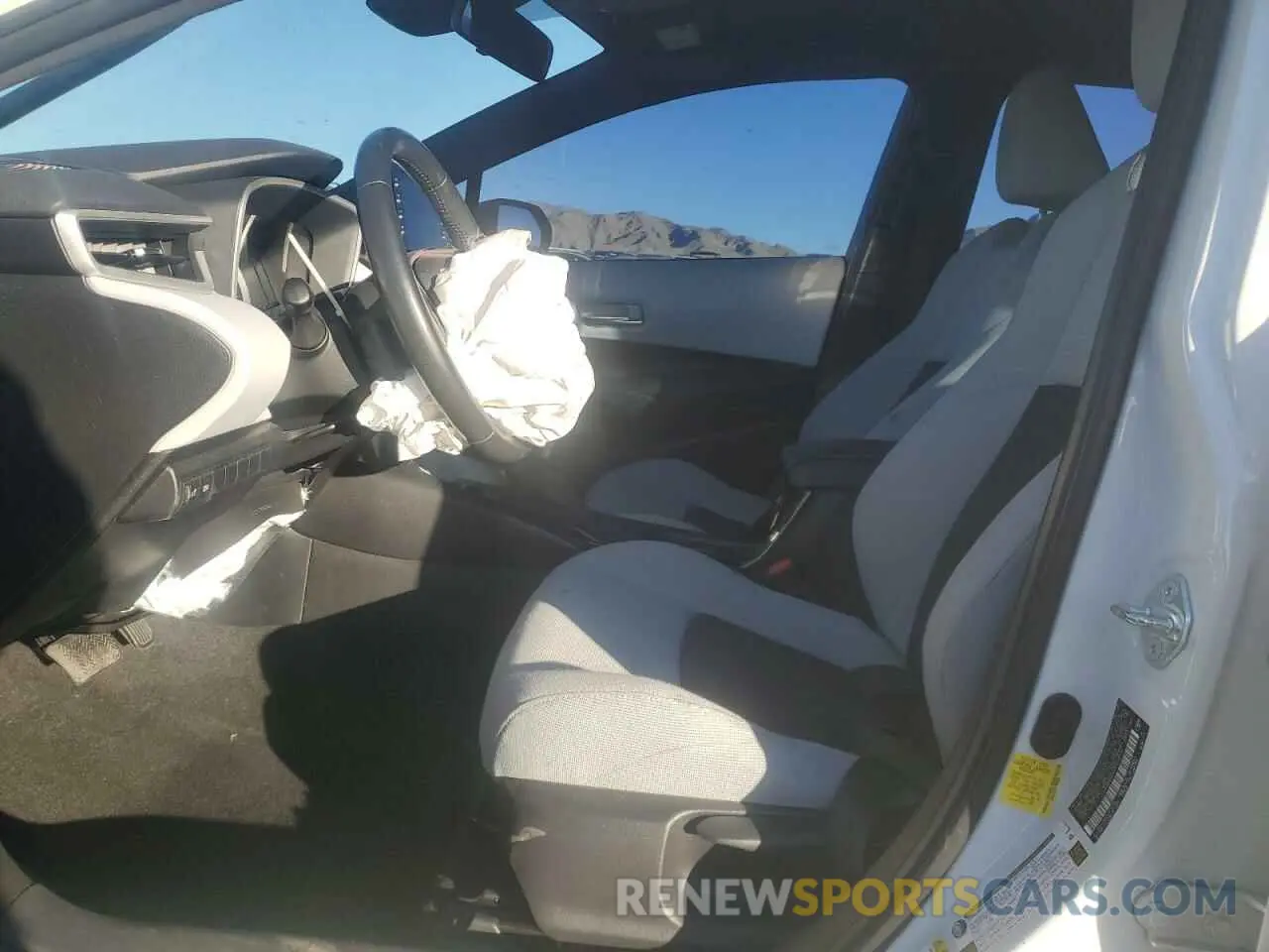 7 Photograph of a damaged car JTNK4RBE0K3060819 TOYOTA COROLLA 2019