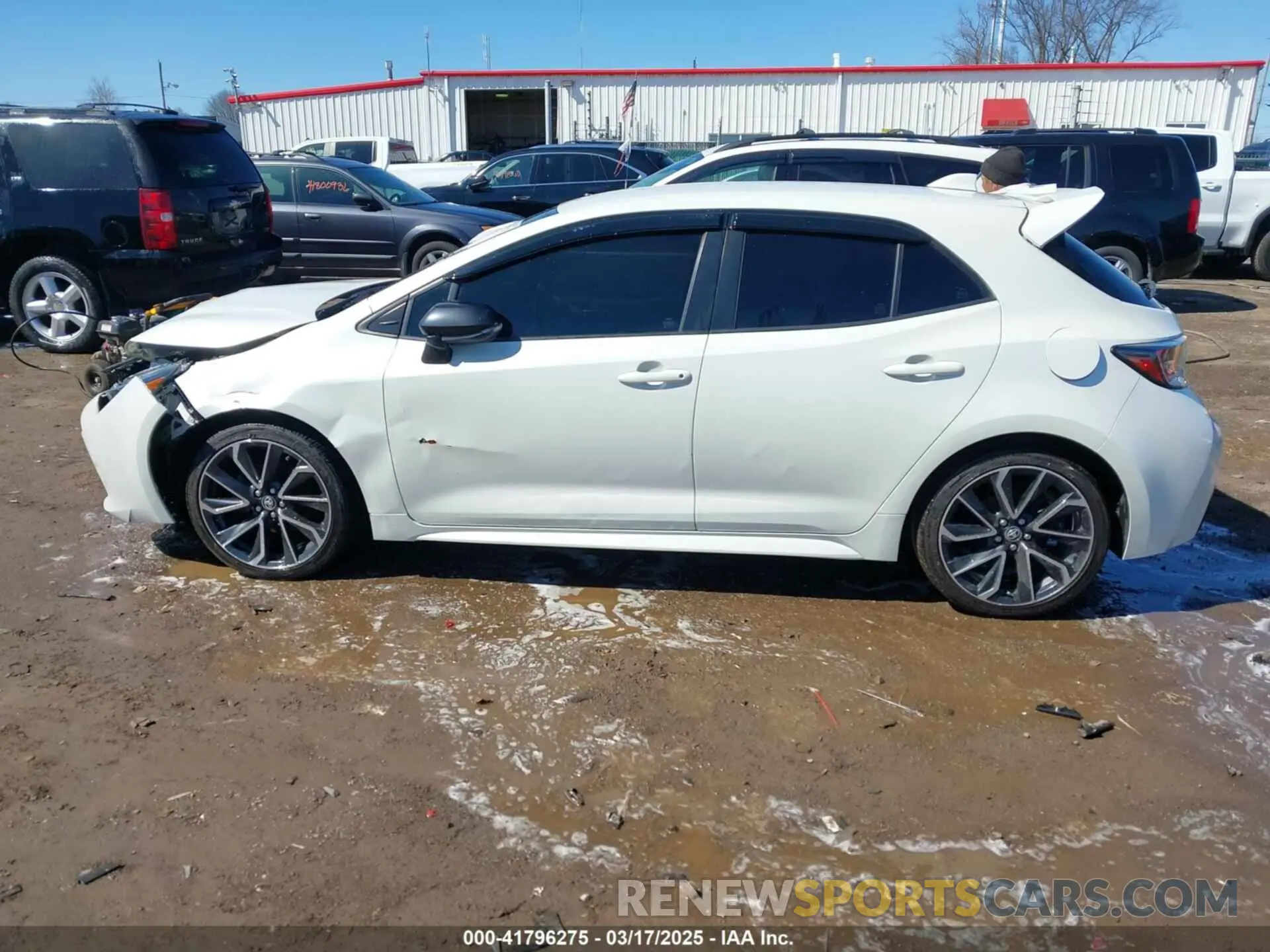 14 Photograph of a damaged car JTNK4RBE1K3030695 TOYOTA COROLLA 2019
