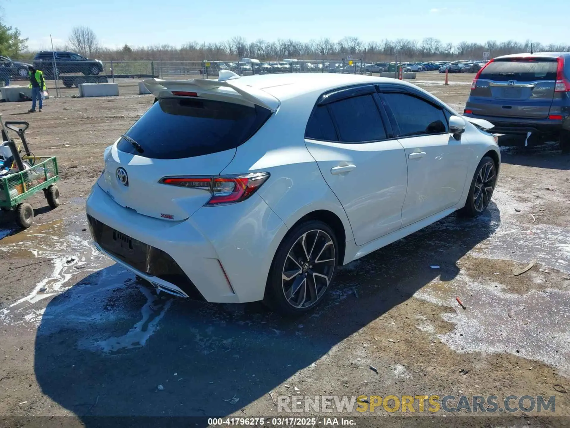 4 Photograph of a damaged car JTNK4RBE1K3030695 TOYOTA COROLLA 2019
