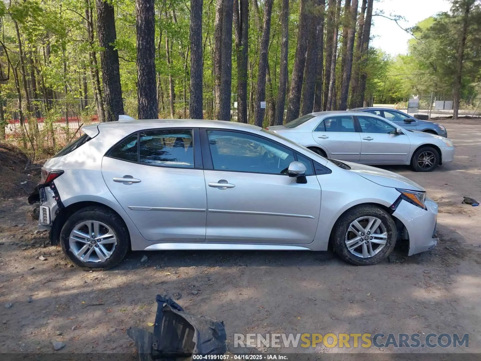 13 Photograph of a damaged car JTNK4RBE1K3038151 TOYOTA COROLLA 2019