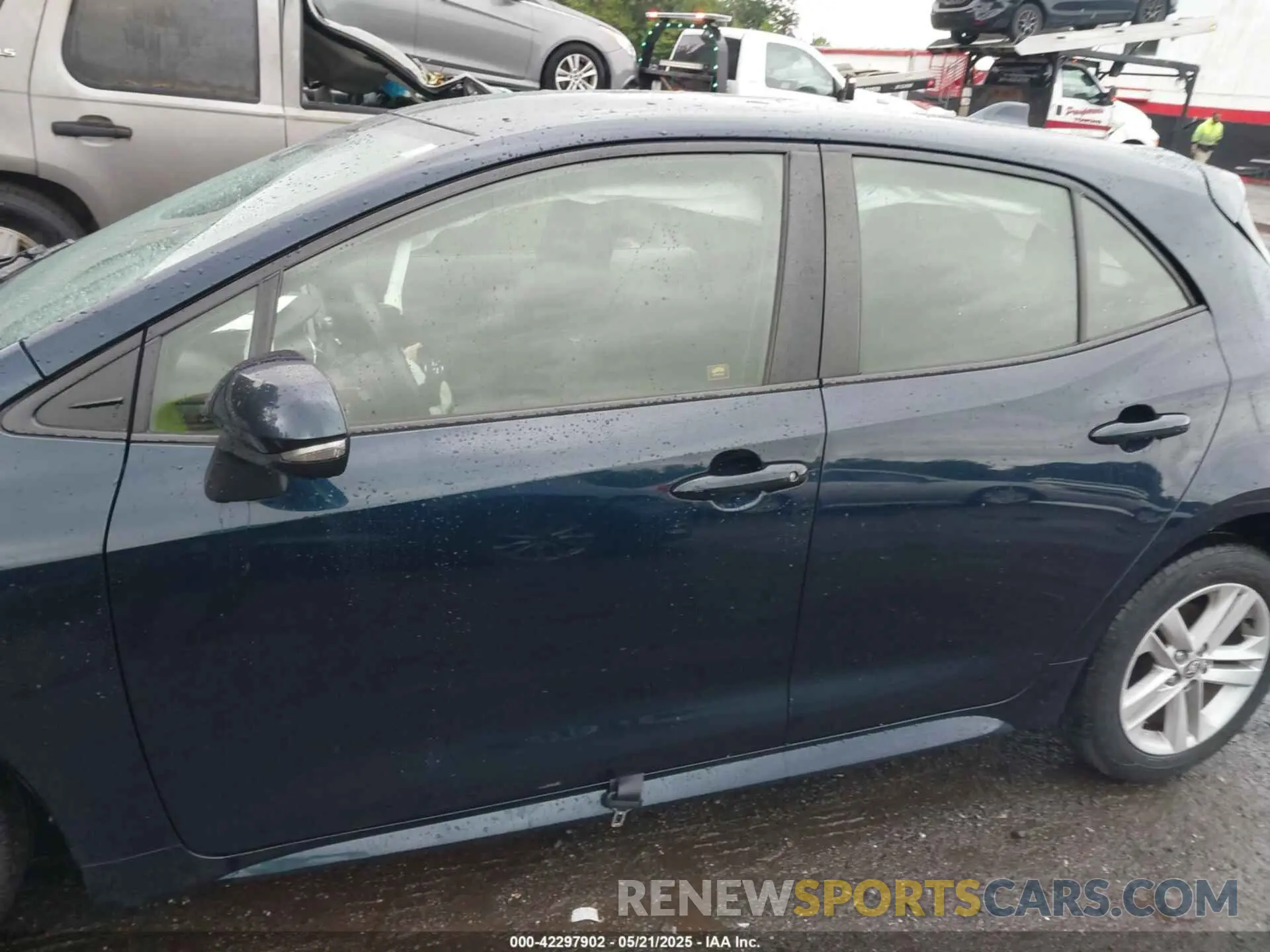 14 Photograph of a damaged car JTNK4RBE2K3049966 TOYOTA COROLLA 2019