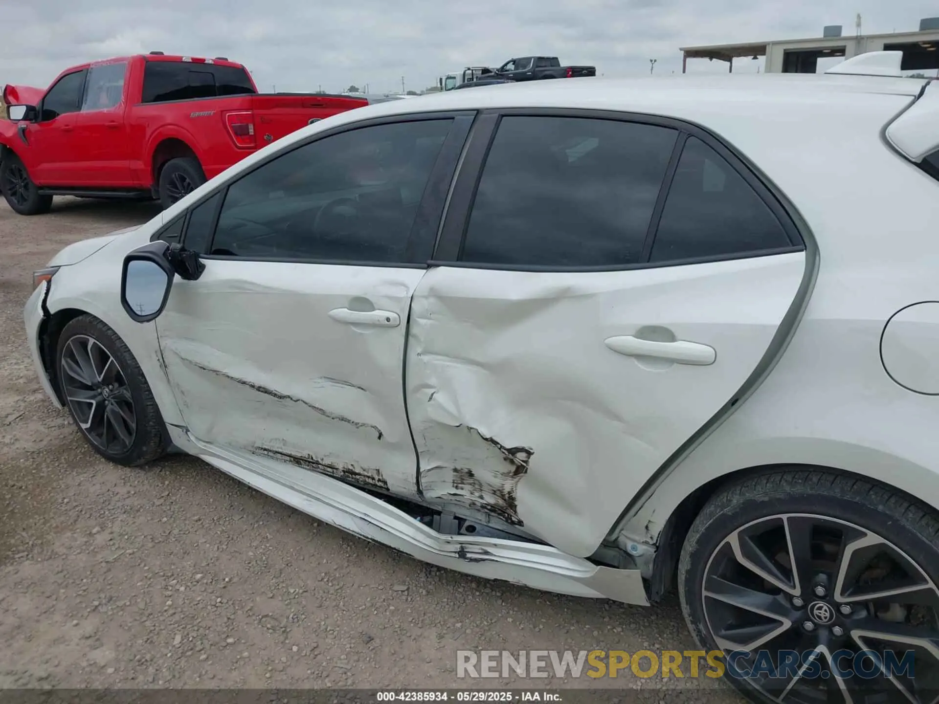 6 Photograph of a damaged car JTNK4RBE2K3067626 TOYOTA COROLLA 2019