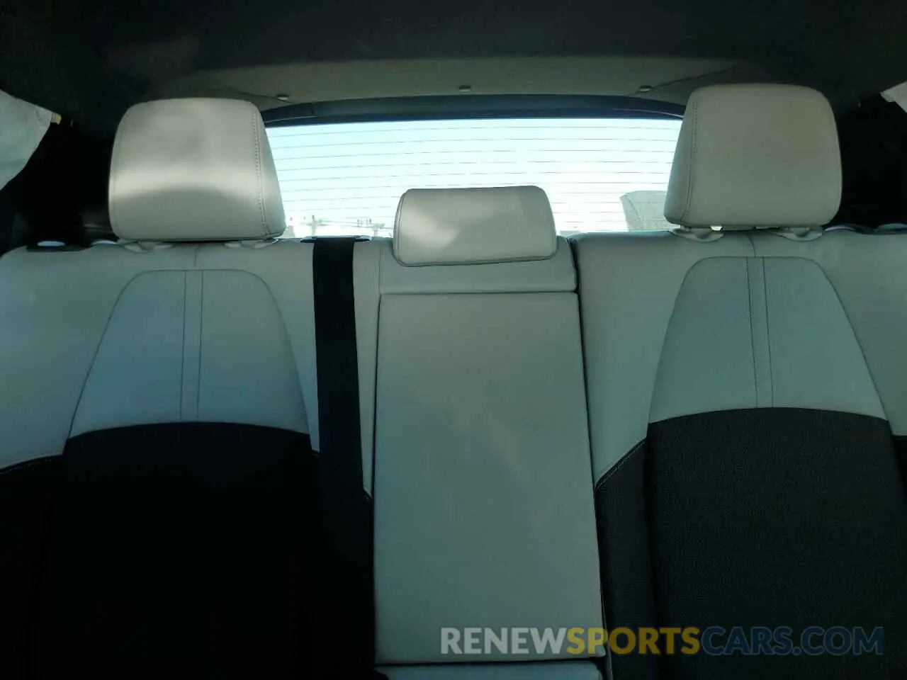 10 Photograph of a damaged car JTNK4RBE3K3017642 TOYOTA COROLLA 2019