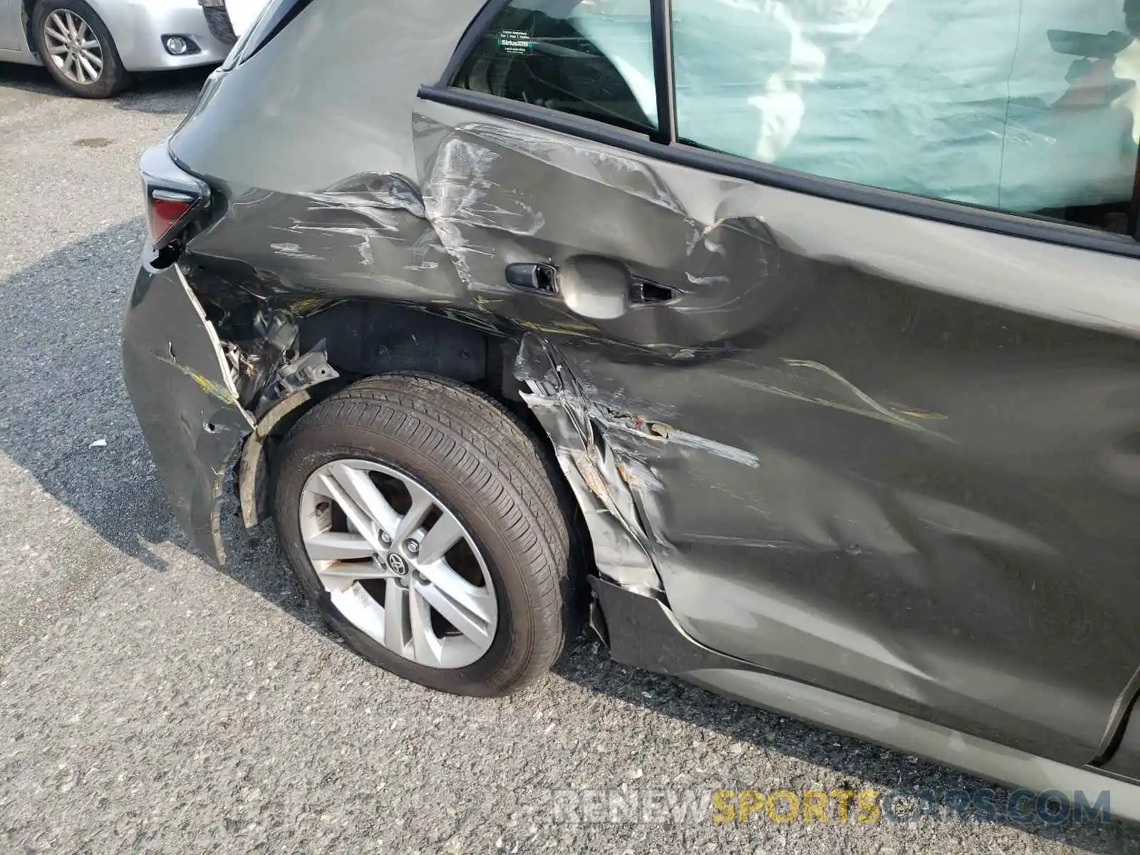 9 Photograph of a damaged car JTNK4RBE3K3022310 TOYOTA COROLLA 2019