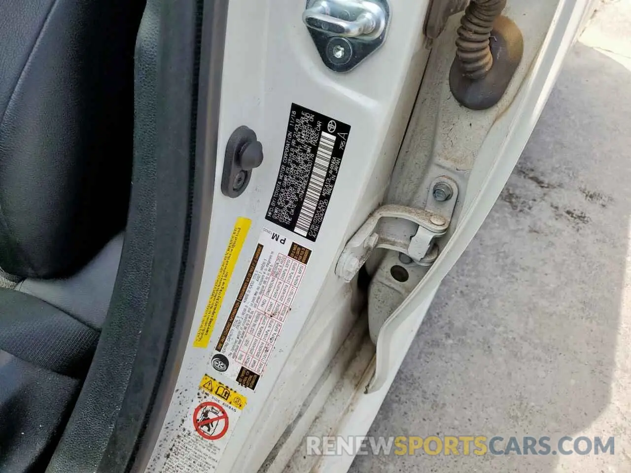 13 Photograph of a damaged car JTNK4RBE3K3030178 TOYOTA COROLLA 2019