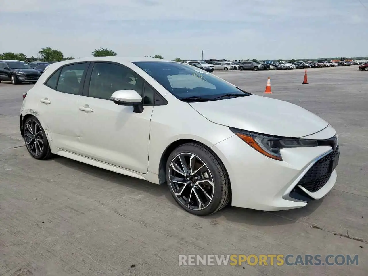 4 Photograph of a damaged car JTNK4RBE3K3030178 TOYOTA COROLLA 2019