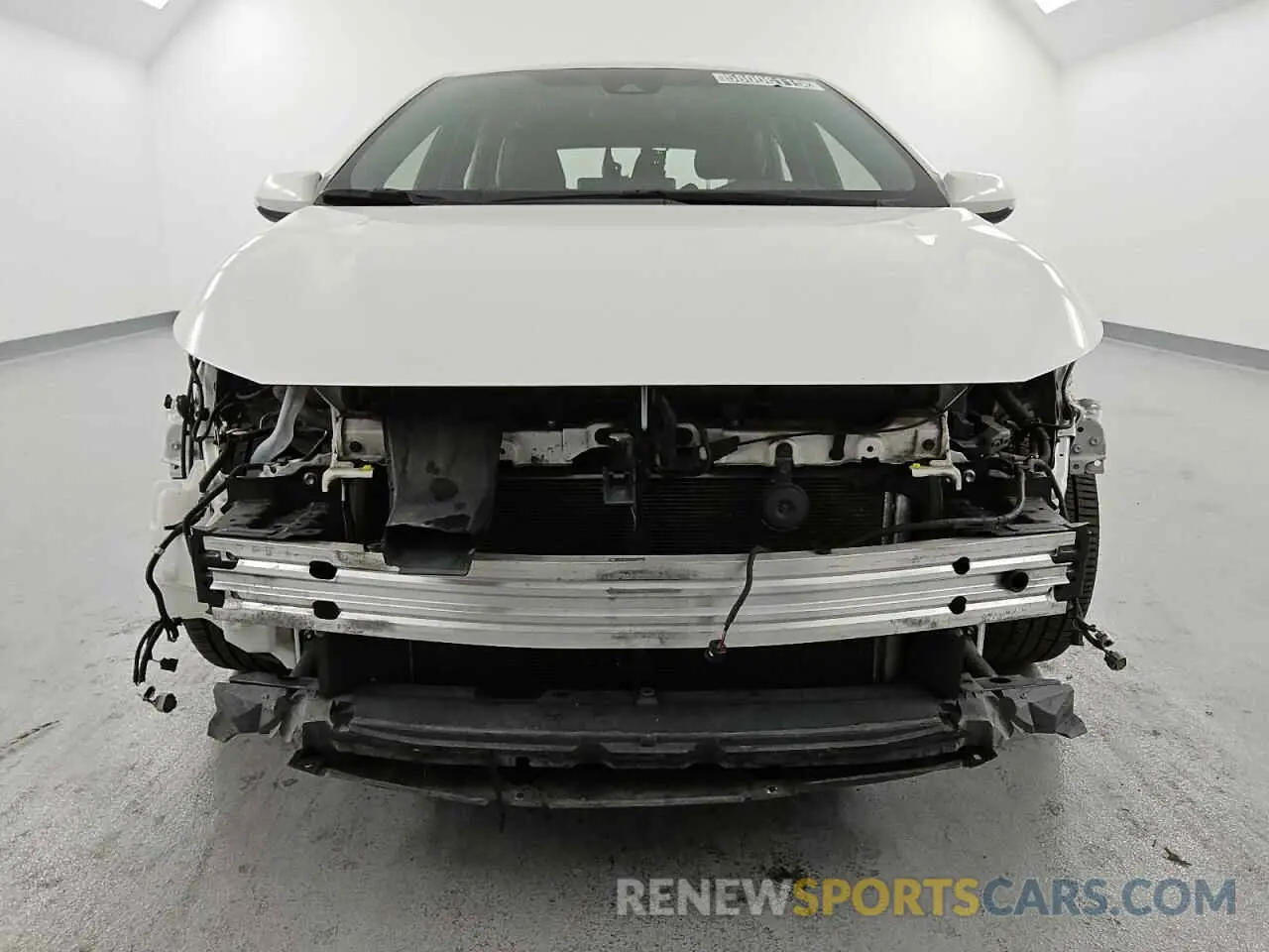 5 Photograph of a damaged car JTNK4RBE3K3043660 TOYOTA COROLLA 2019