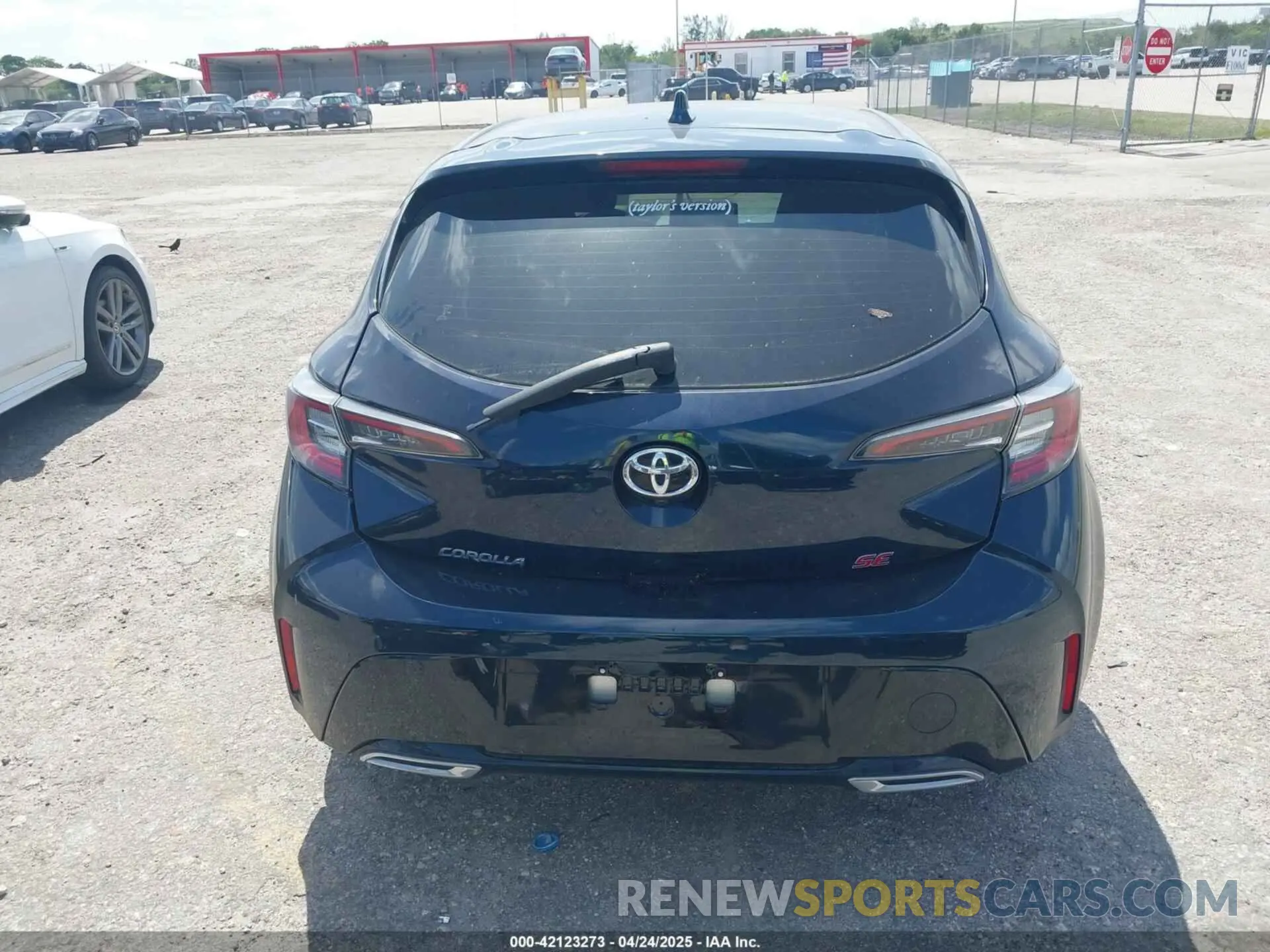 16 Photograph of a damaged car JTNK4RBE3K3061589 TOYOTA COROLLA 2019