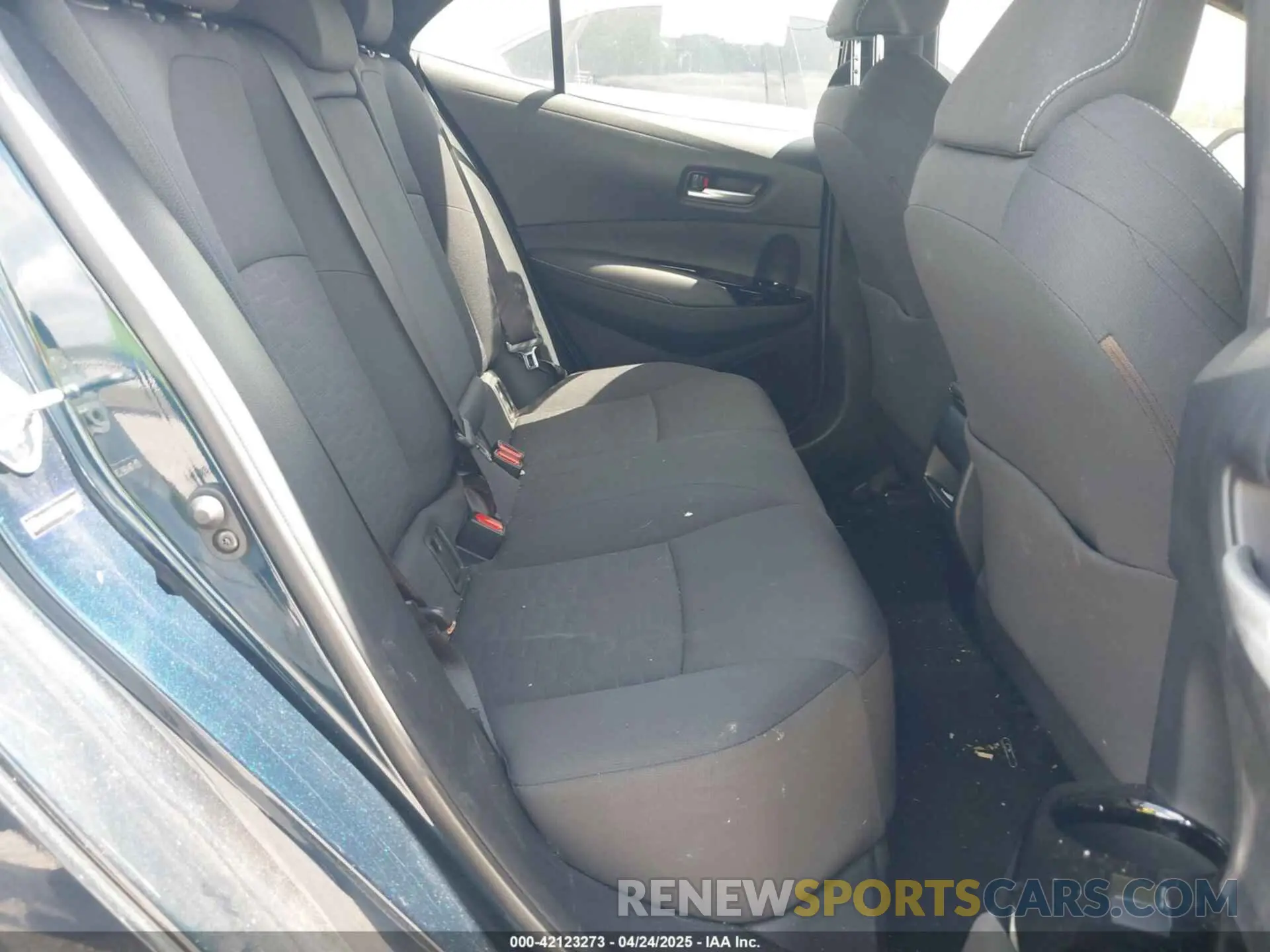 8 Photograph of a damaged car JTNK4RBE3K3061589 TOYOTA COROLLA 2019