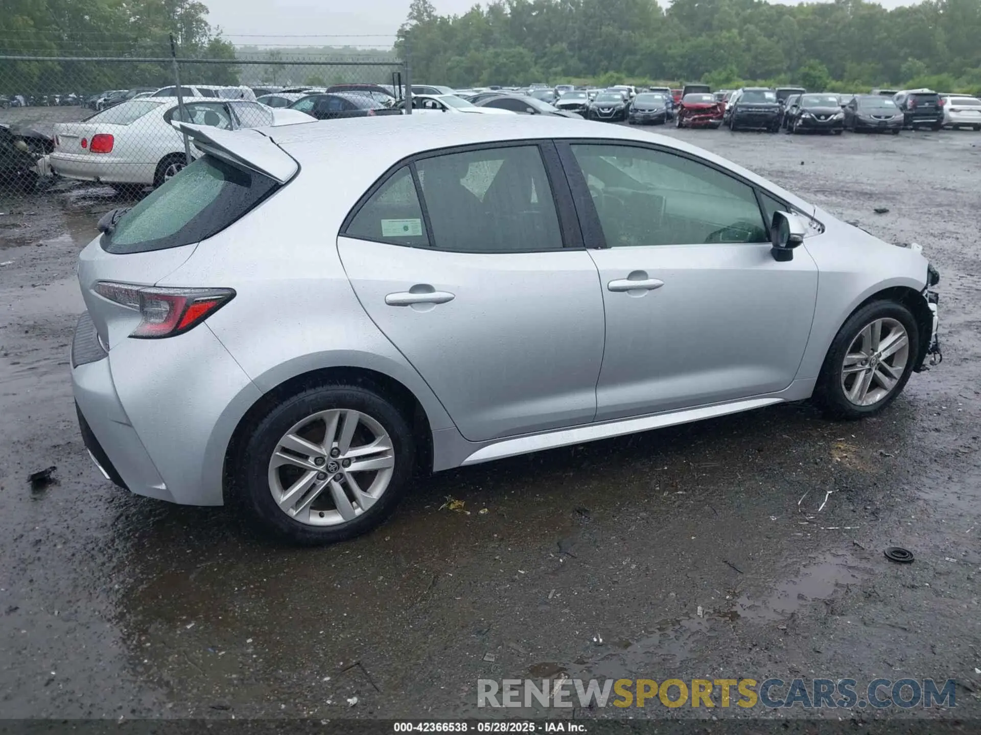 14 Photograph of a damaged car JTNK4RBE3K3064007 TOYOTA COROLLA 2019