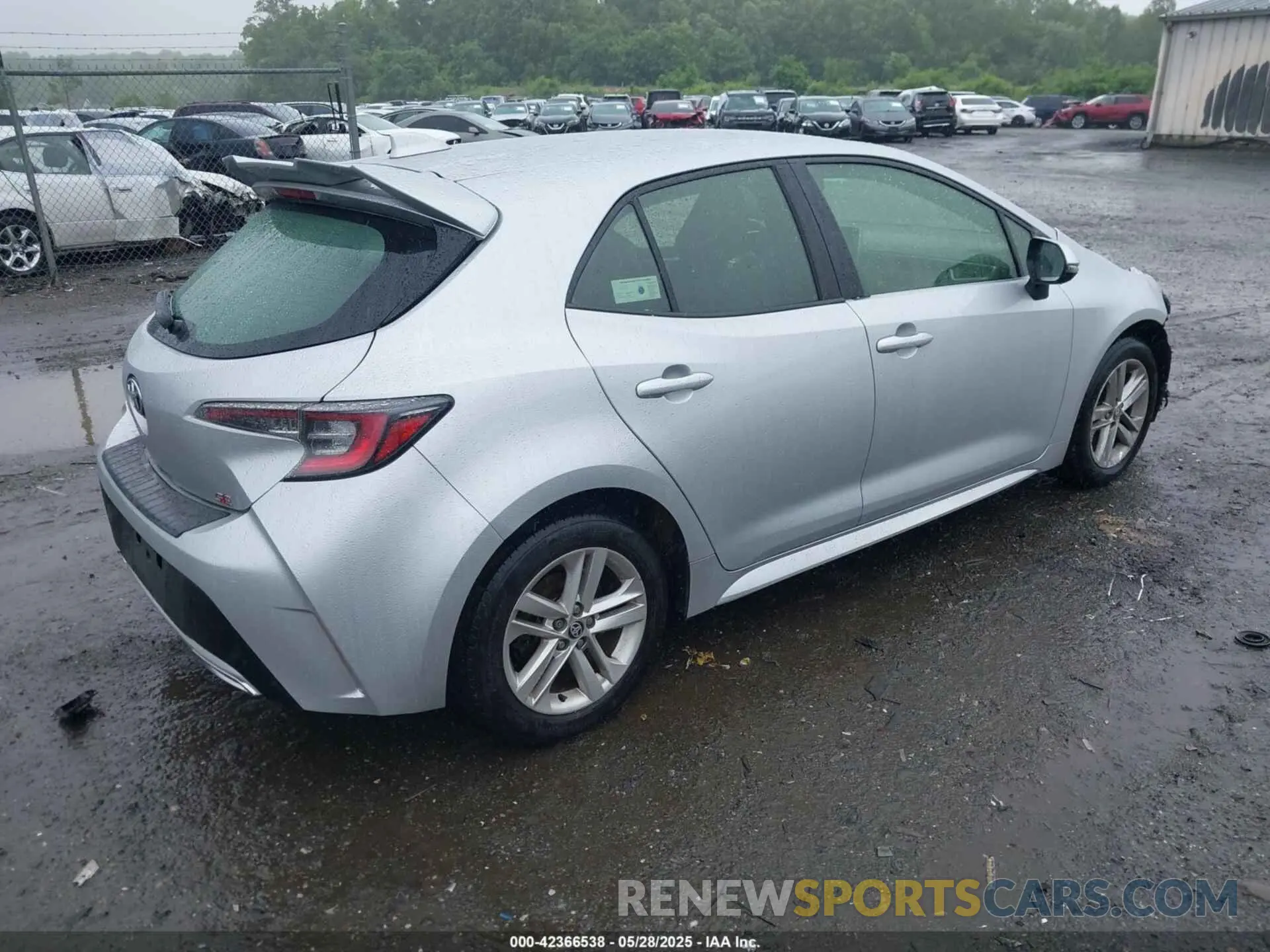 4 Photograph of a damaged car JTNK4RBE3K3064007 TOYOTA COROLLA 2019
