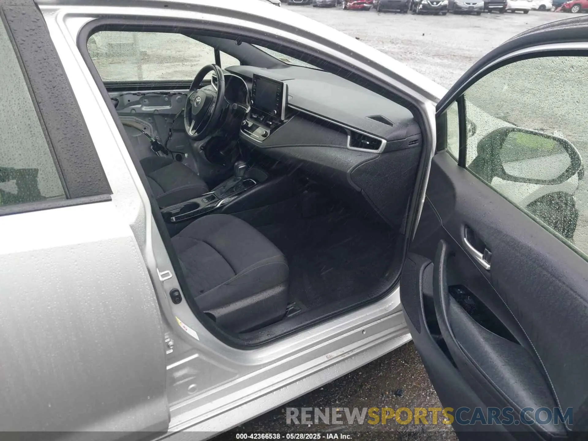 5 Photograph of a damaged car JTNK4RBE3K3064007 TOYOTA COROLLA 2019