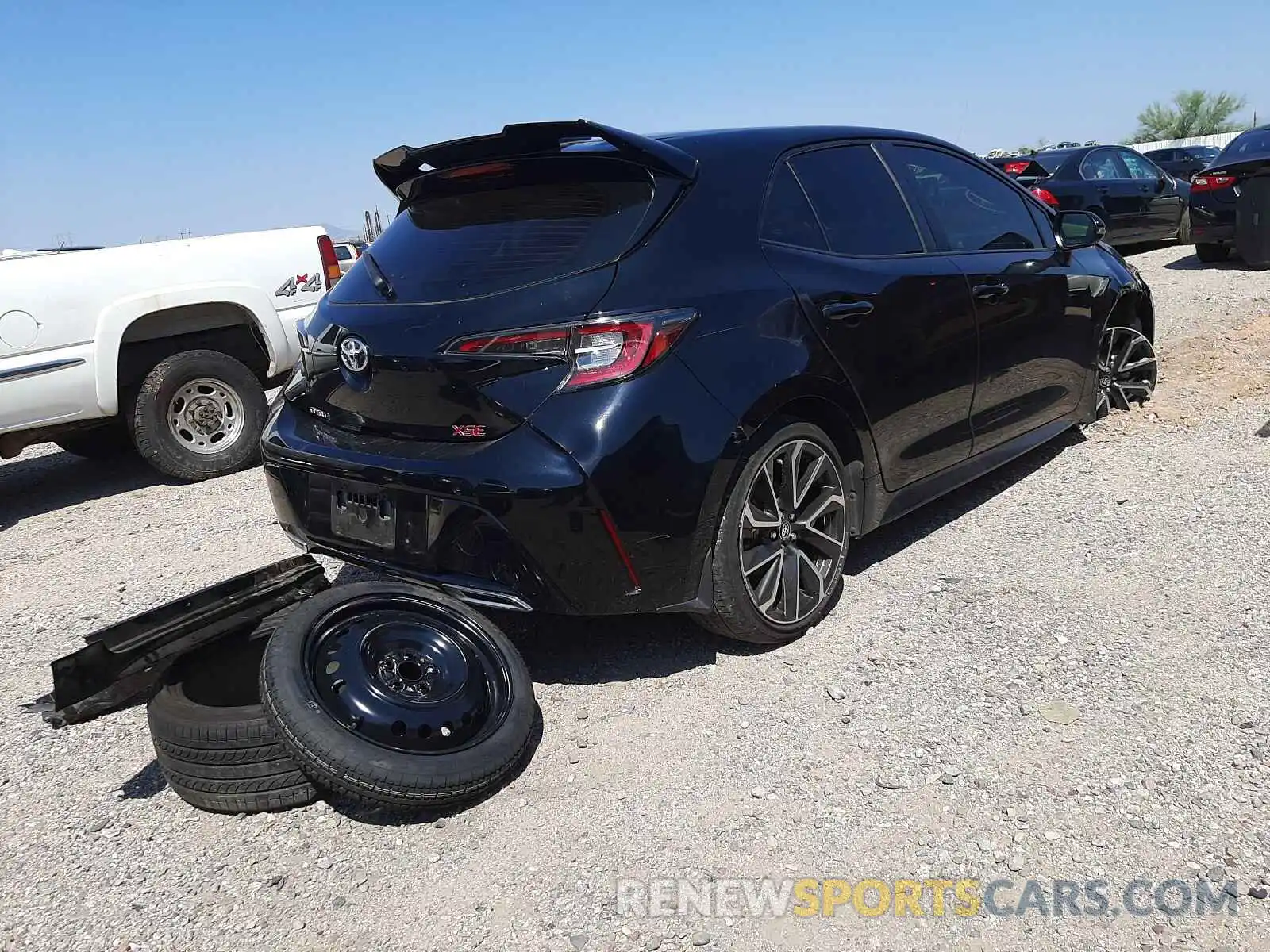 4 Photograph of a damaged car JTNK4RBE4K3018329 TOYOTA COROLLA 2019