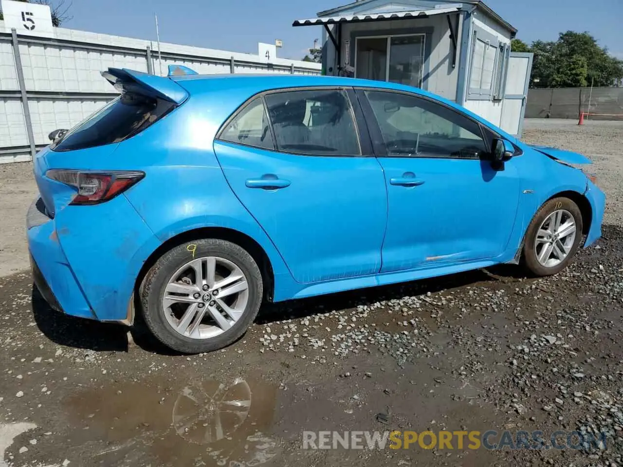 3 Photograph of a damaged car JTNK4RBE4K3029010 TOYOTA COROLLA 2019