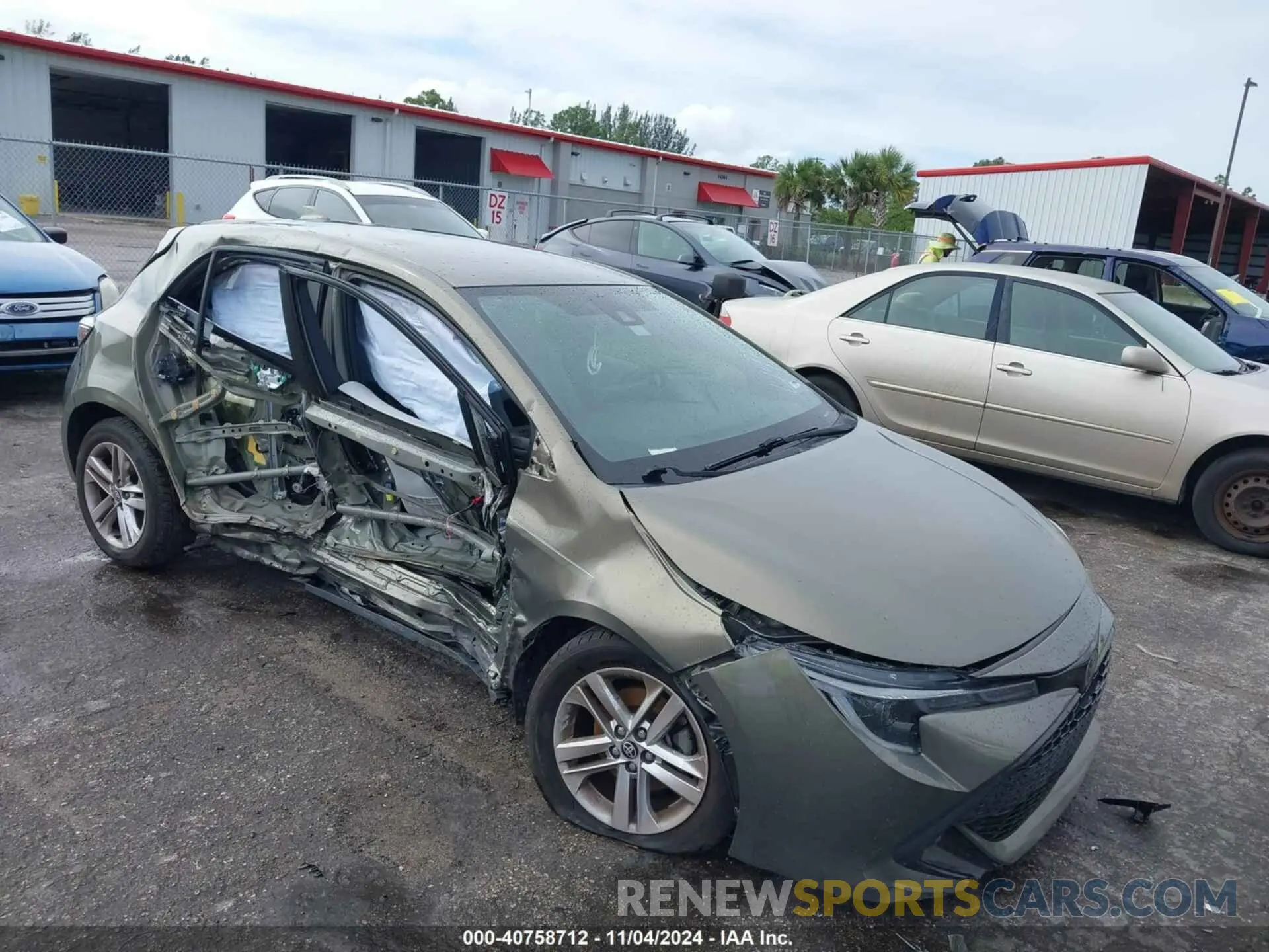 1 Photograph of a damaged car JTNK4RBE4K3044915 TOYOTA COROLLA 2019