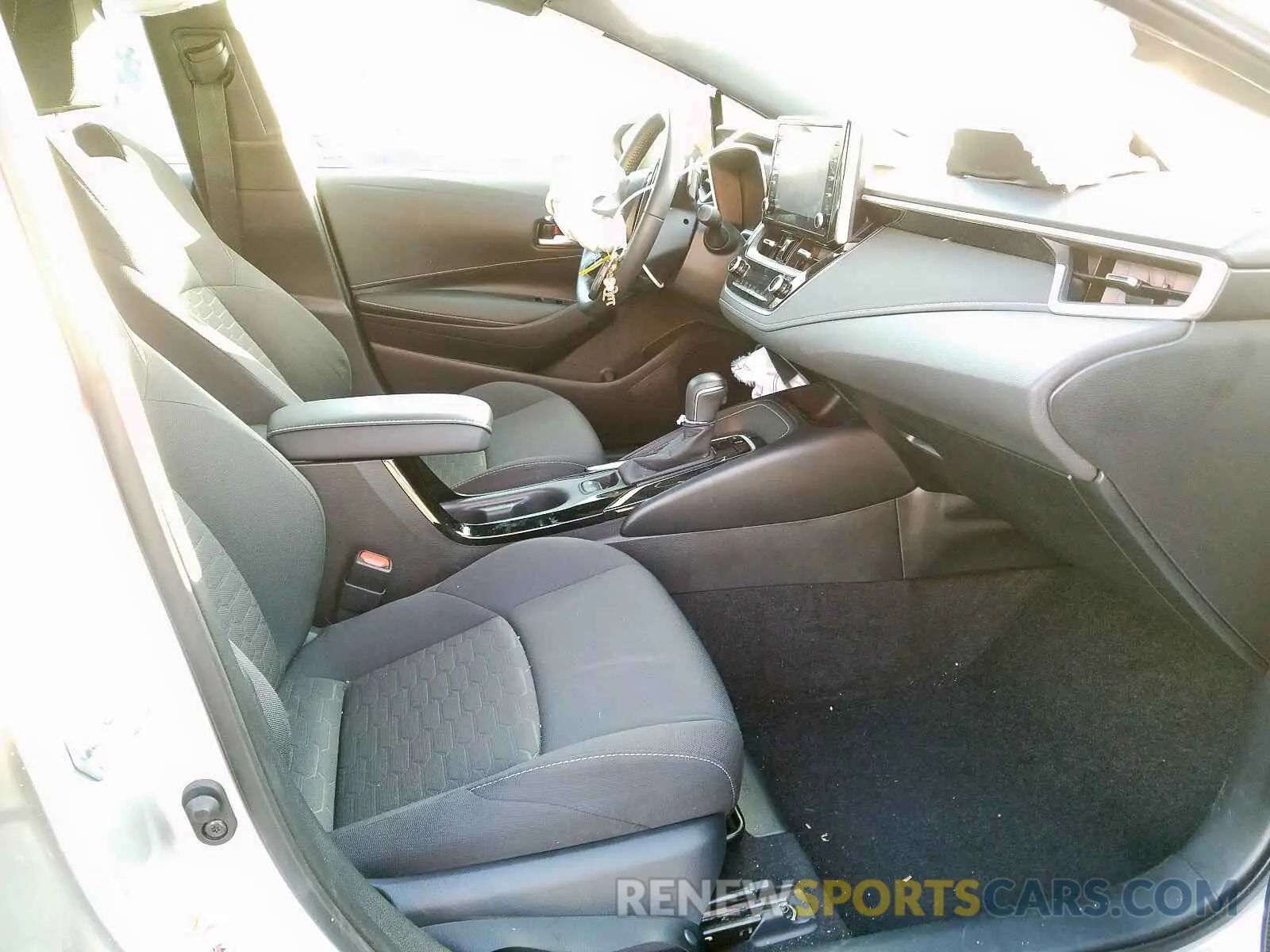 5 Photograph of a damaged car JTNK4RBE4K3051055 TOYOTA COROLLA 2019