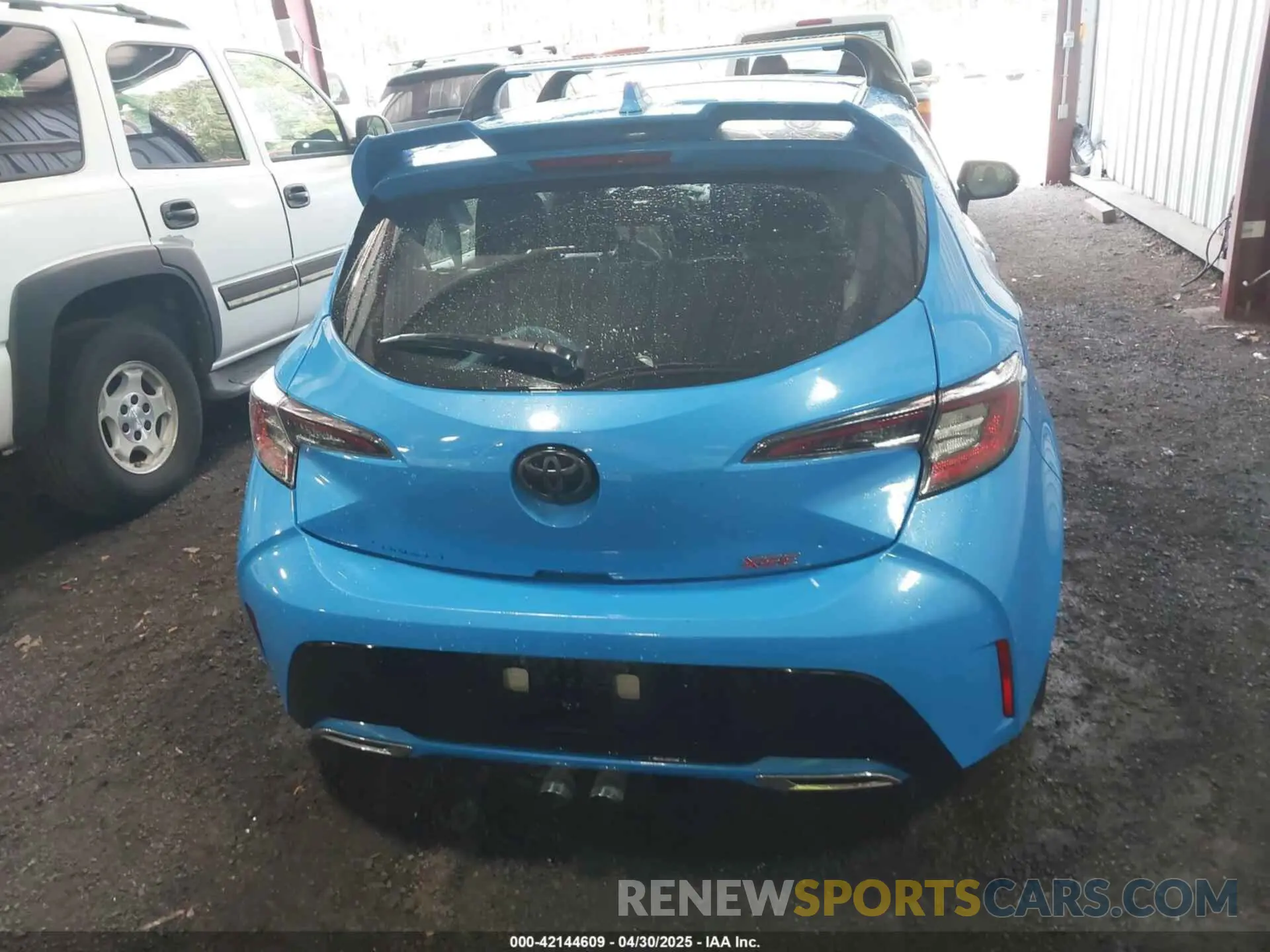 16 Photograph of a damaged car JTNK4RBE4K3052304 TOYOTA COROLLA 2019