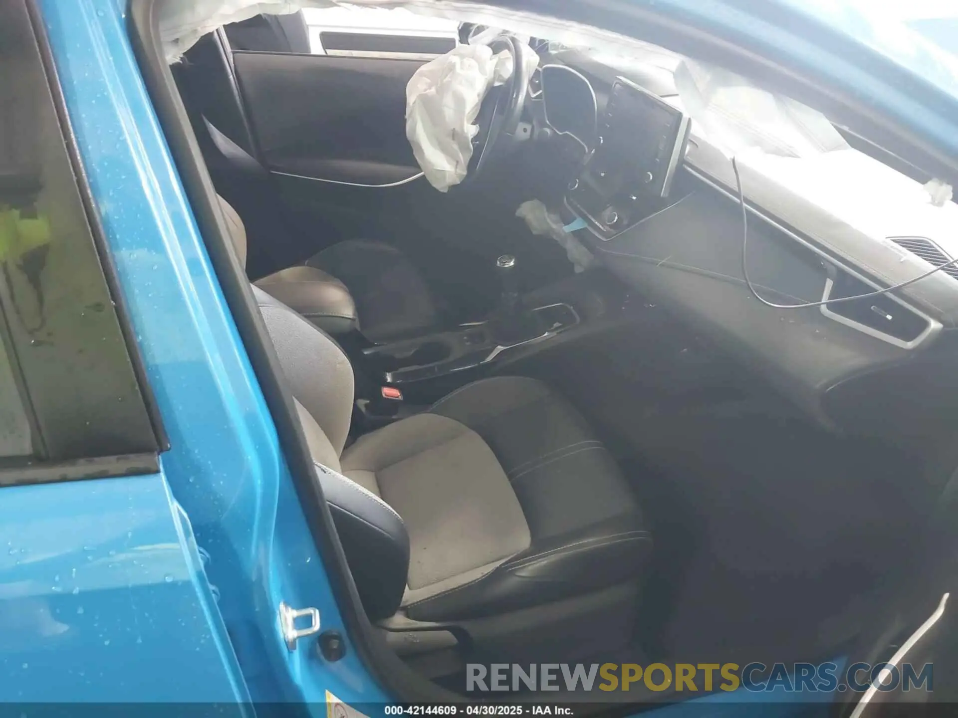 5 Photograph of a damaged car JTNK4RBE4K3052304 TOYOTA COROLLA 2019