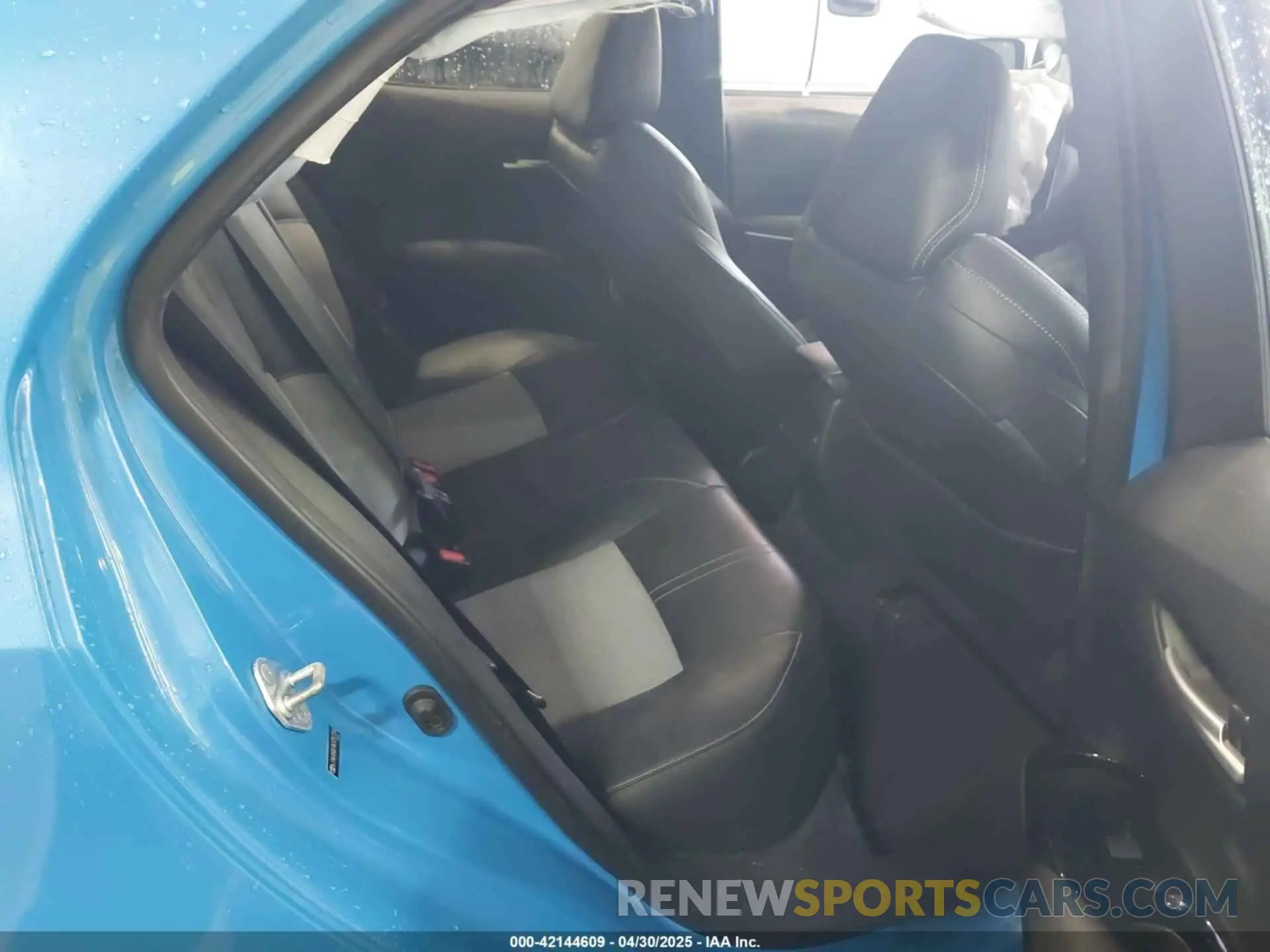8 Photograph of a damaged car JTNK4RBE4K3052304 TOYOTA COROLLA 2019
