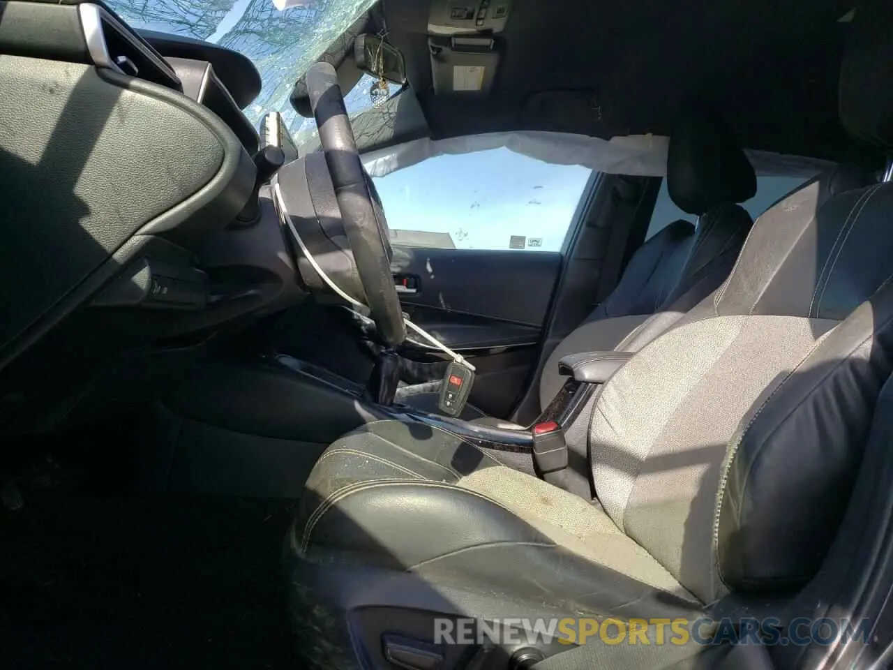 7 Photograph of a damaged car JTNK4RBE5K3006450 TOYOTA COROLLA 2019