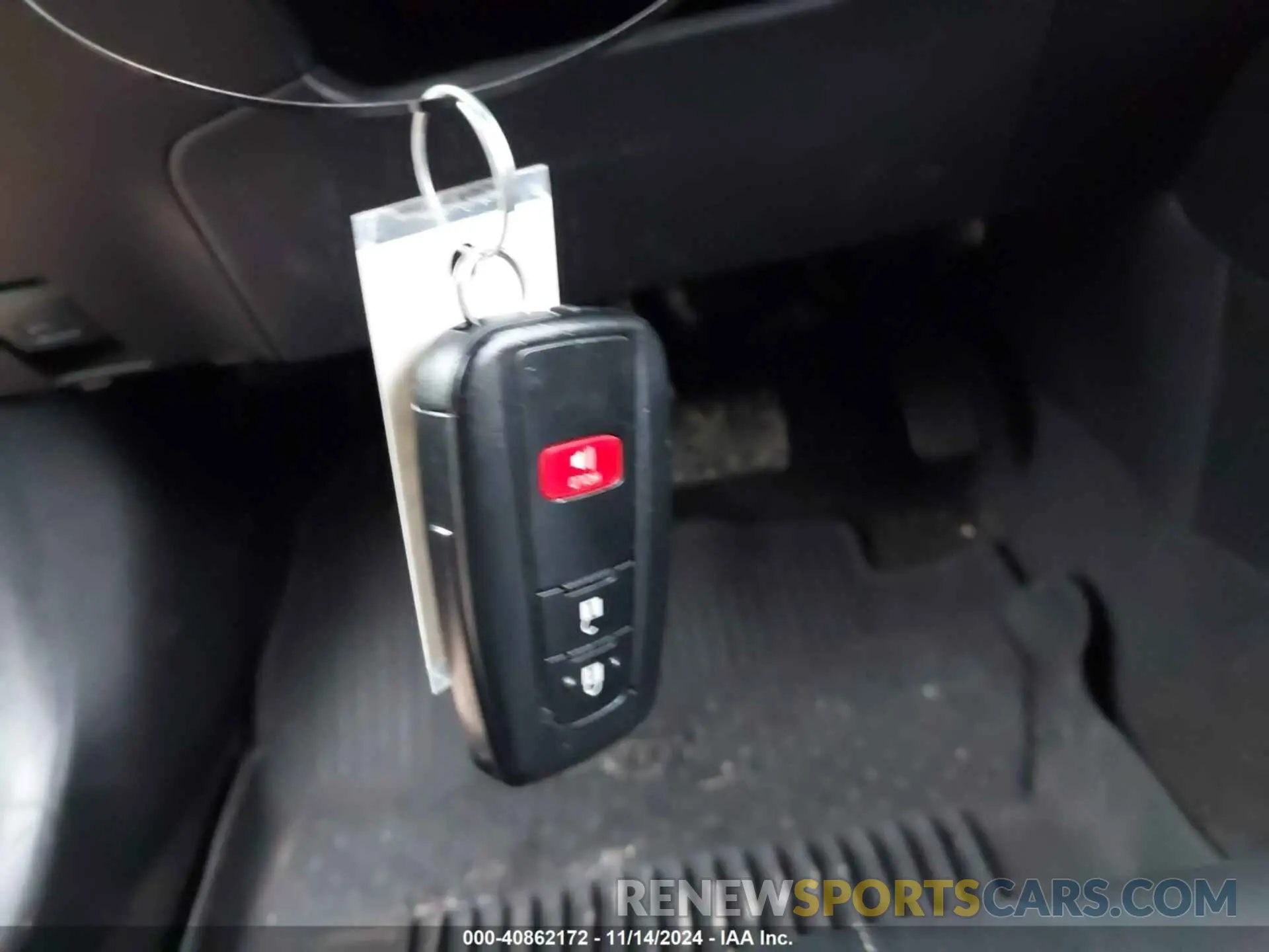 11 Photograph of a damaged car JTNK4RBE5K3018730 TOYOTA COROLLA 2019