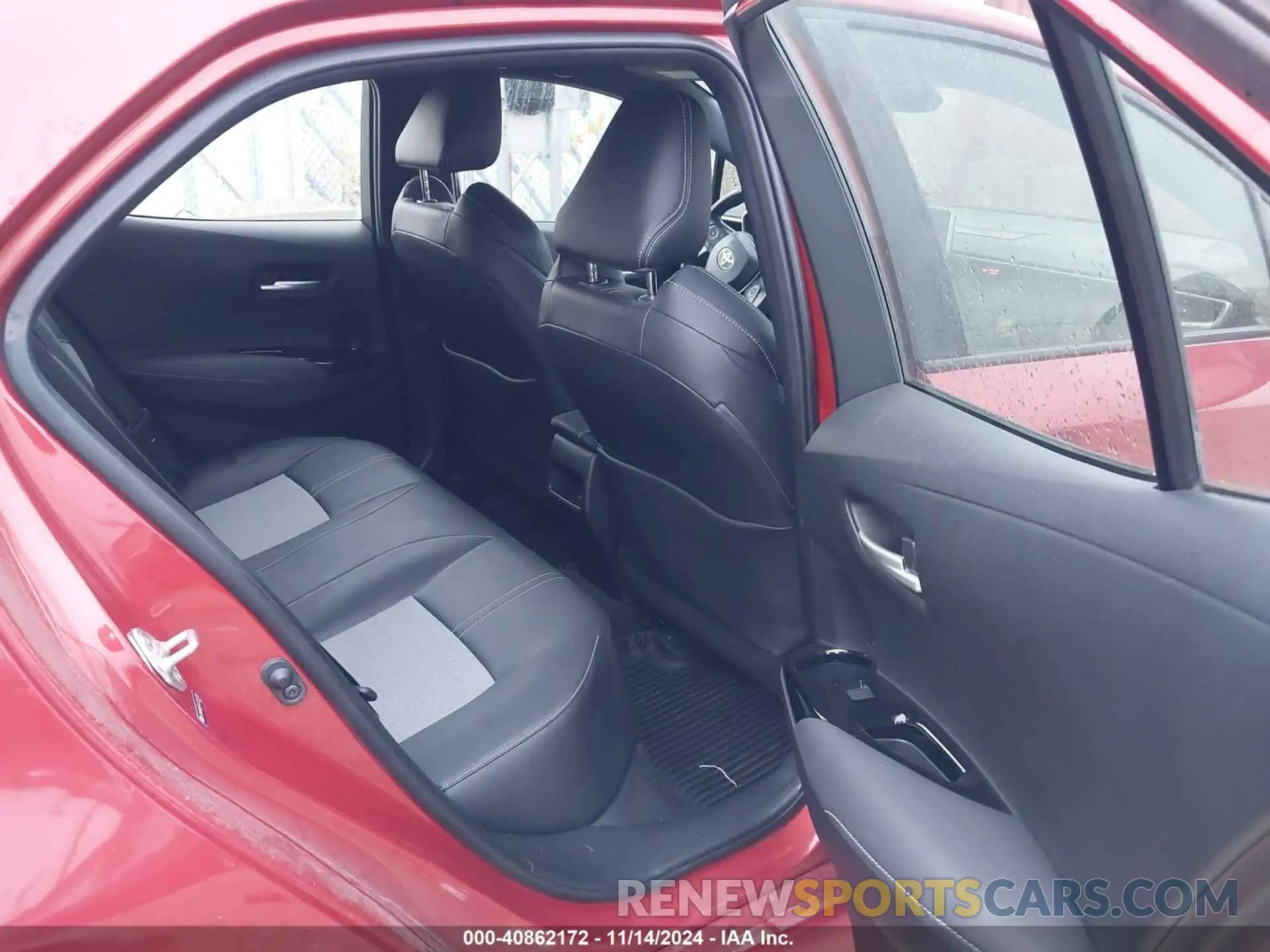 8 Photograph of a damaged car JTNK4RBE5K3018730 TOYOTA COROLLA 2019
