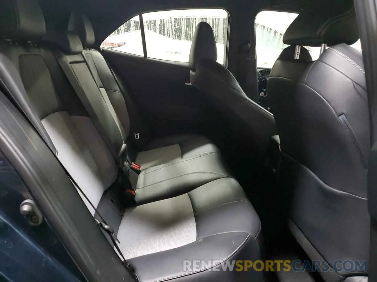 10 Photograph of a damaged car JTNK4RBE5K3046074 TOYOTA COROLLA 2019