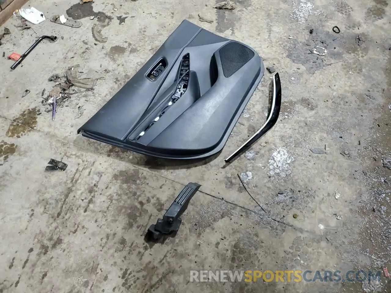 12 Photograph of a damaged car JTNK4RBE5K3046074 TOYOTA COROLLA 2019