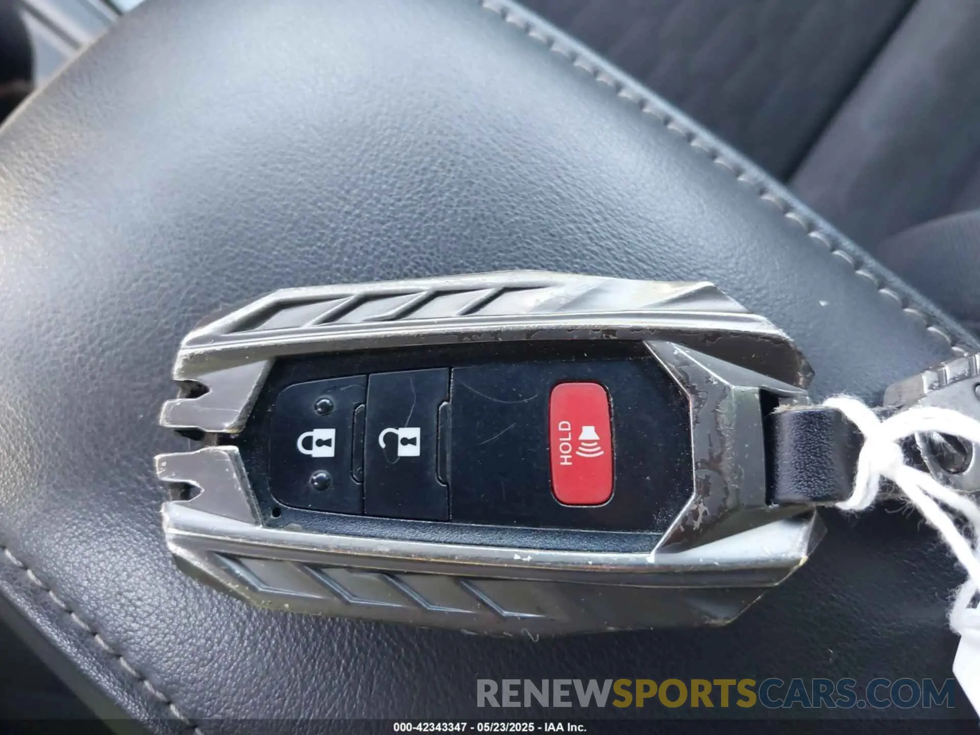 11 Photograph of a damaged car JTNK4RBE5K3055695 TOYOTA COROLLA 2019