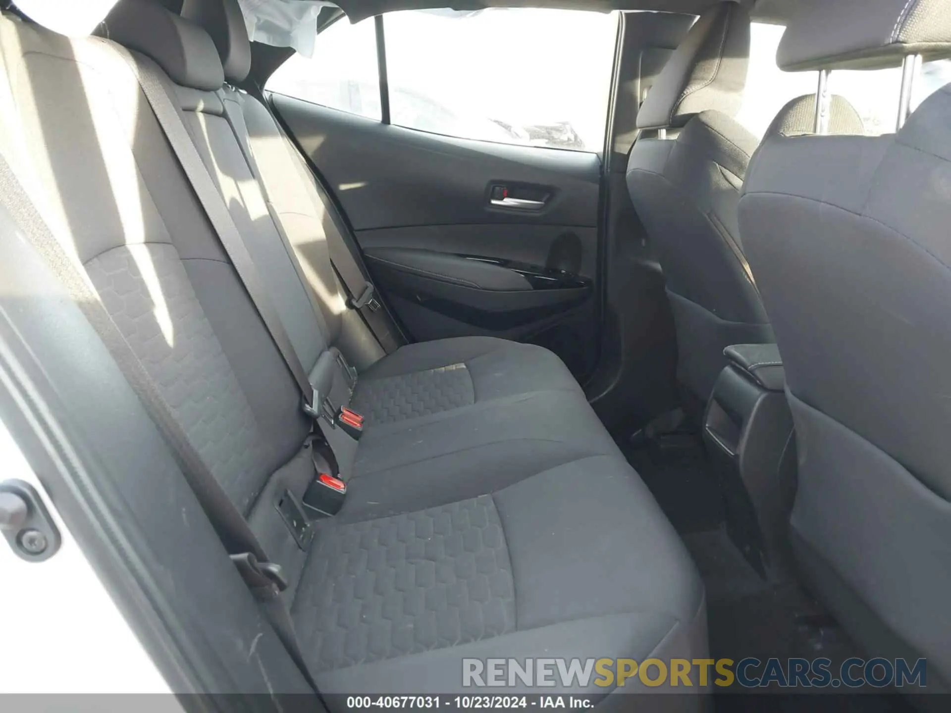 8 Photograph of a damaged car JTNK4RBE6K3047461 TOYOTA COROLLA 2019