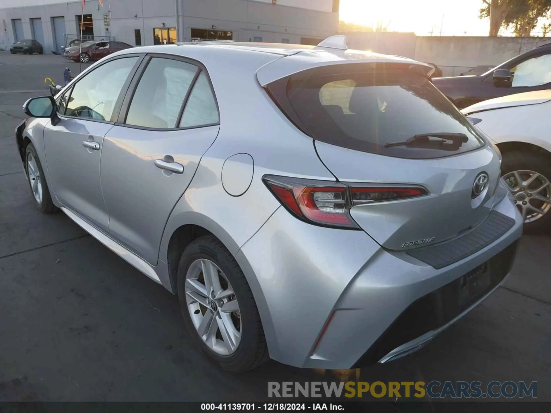 3 Photograph of a damaged car JTNK4RBE6K3047816 TOYOTA COROLLA 2019