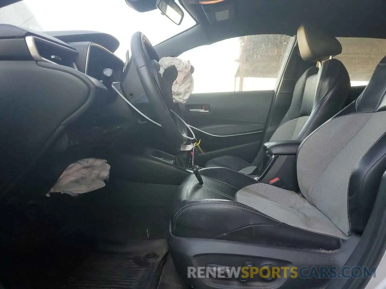 7 Photograph of a damaged car JTNK4RBE6K3057262 TOYOTA COROLLA 2019