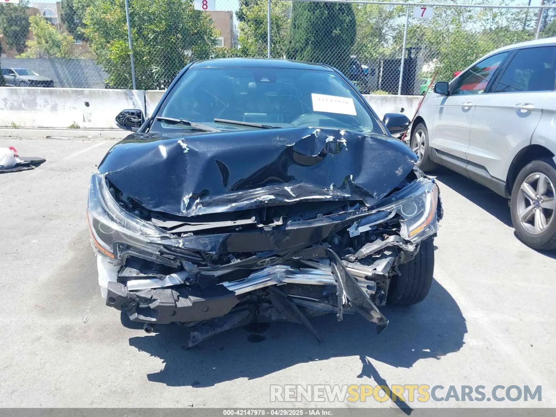12 Photograph of a damaged car JTNK4RBE6K3068987 TOYOTA COROLLA 2019