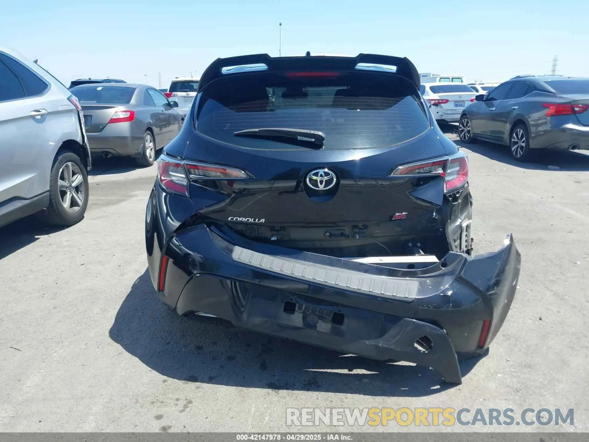 16 Photograph of a damaged car JTNK4RBE6K3068987 TOYOTA COROLLA 2019