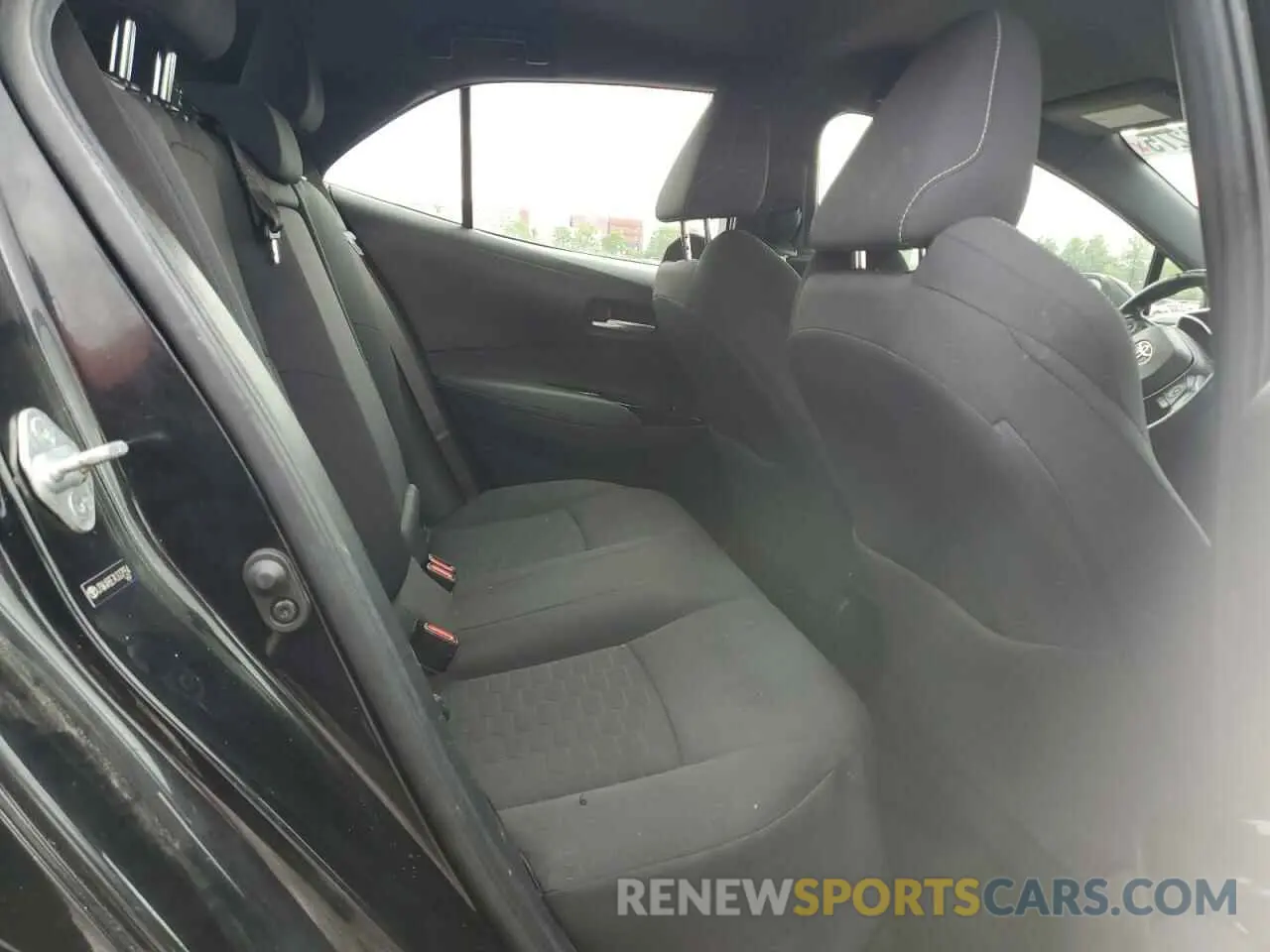 10 Photograph of a damaged car JTNK4RBE7K3037554 TOYOTA COROLLA 2019