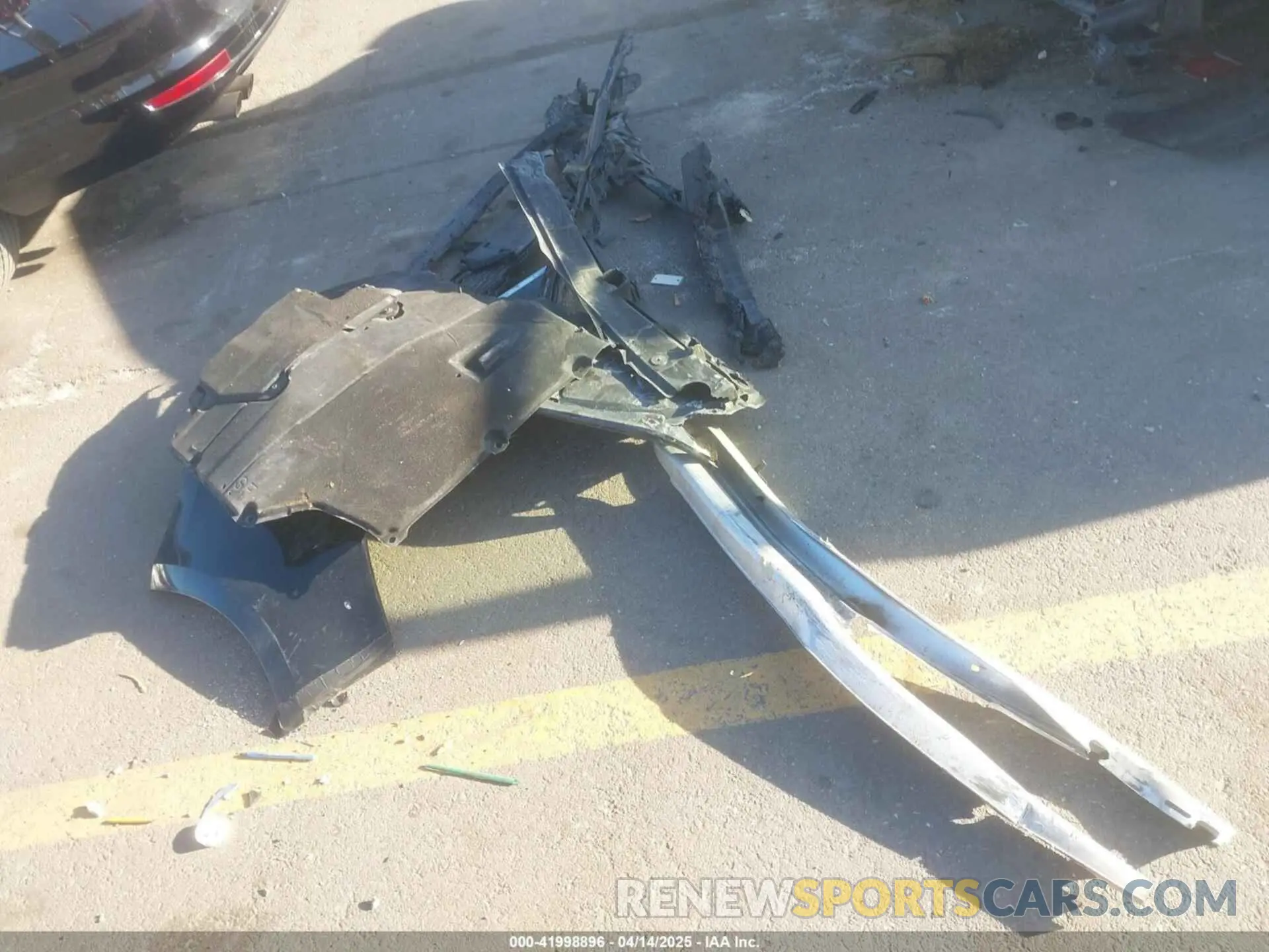 11 Photograph of a damaged car JTNK4RBE7K3044049 TOYOTA COROLLA 2019