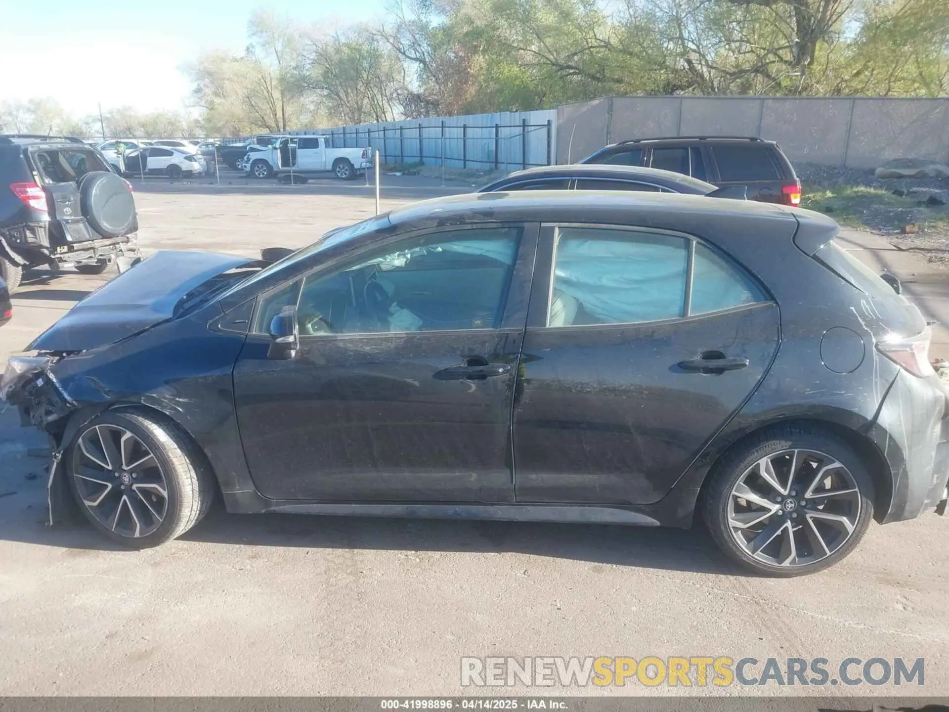 14 Photograph of a damaged car JTNK4RBE7K3044049 TOYOTA COROLLA 2019