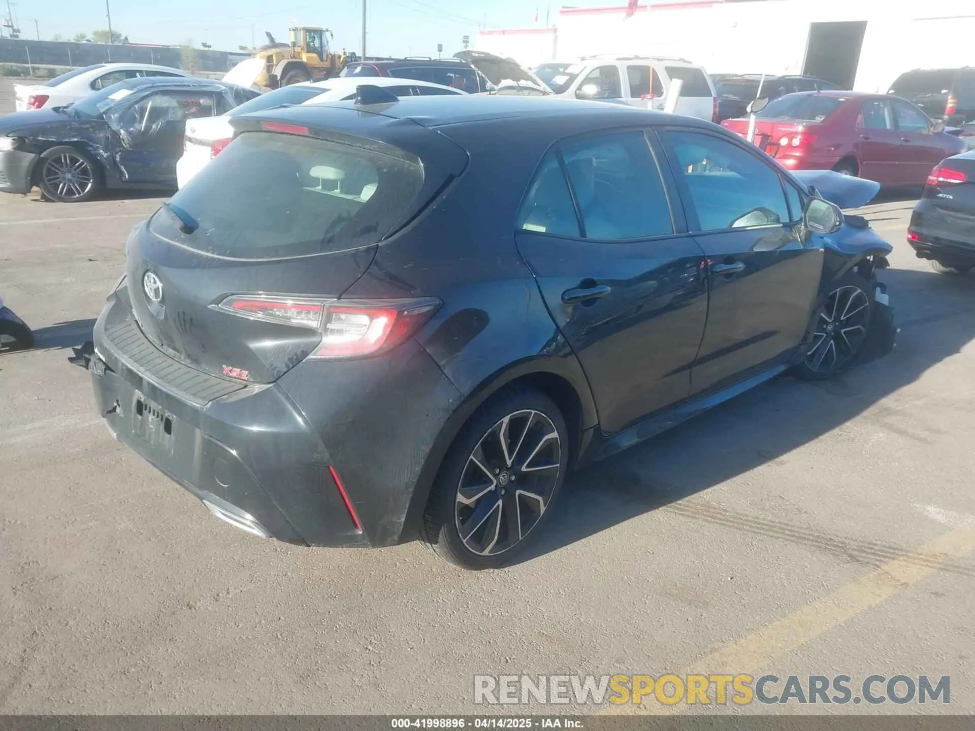 4 Photograph of a damaged car JTNK4RBE7K3044049 TOYOTA COROLLA 2019