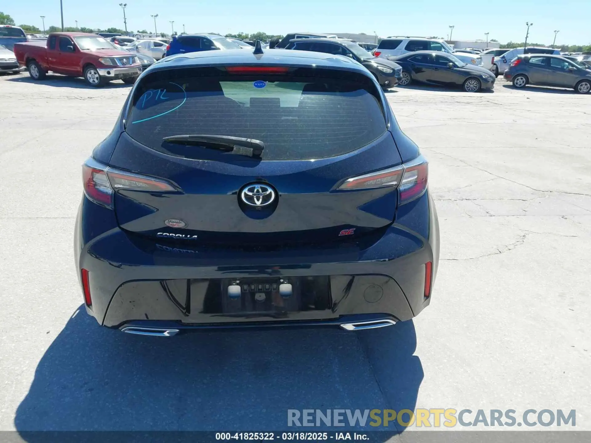 17 Photograph of a damaged car JTNK4RBE8K3017572 TOYOTA COROLLA 2019