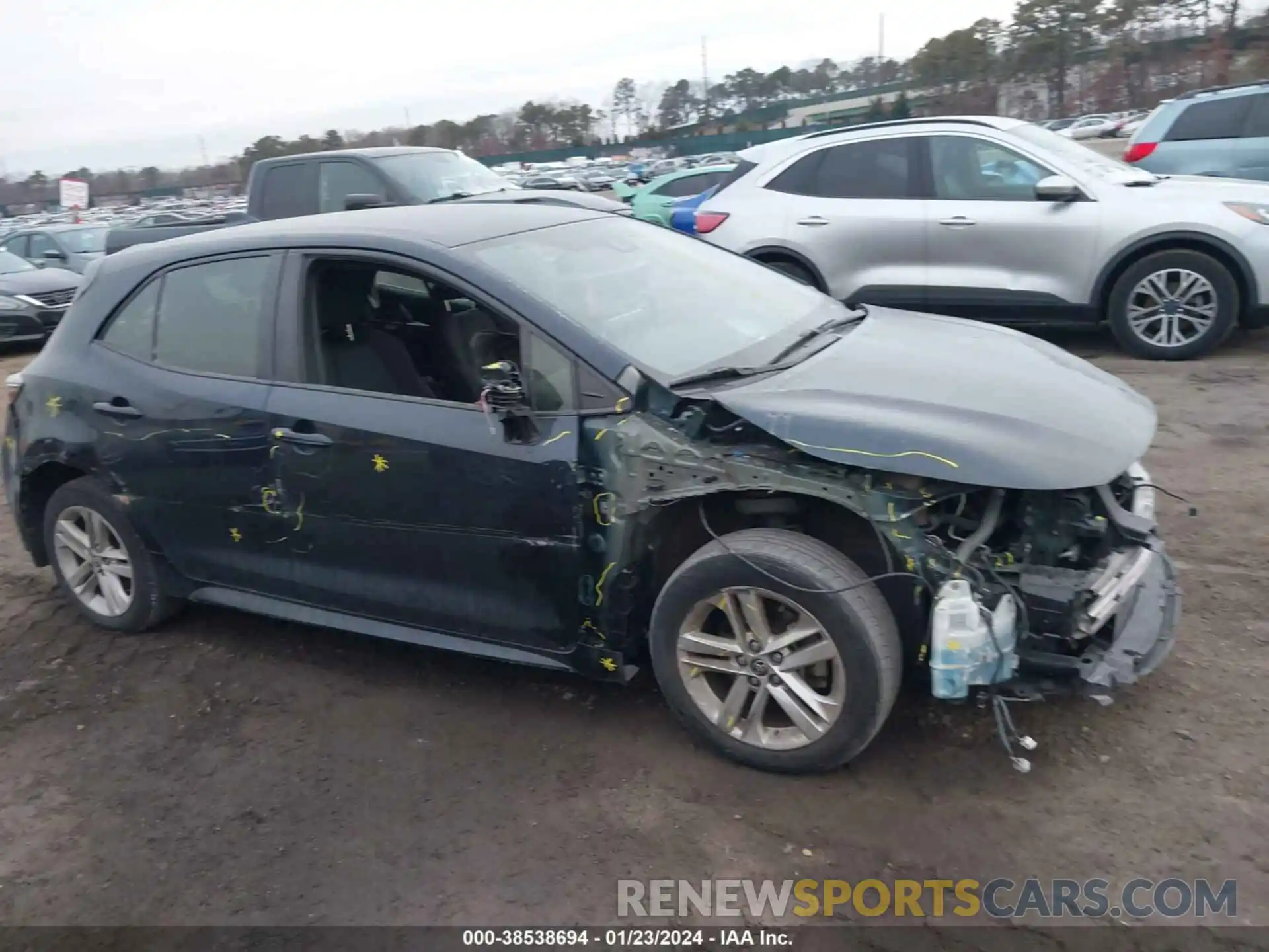 13 Photograph of a damaged car JTNK4RBE8K3035246 TOYOTA COROLLA 2019