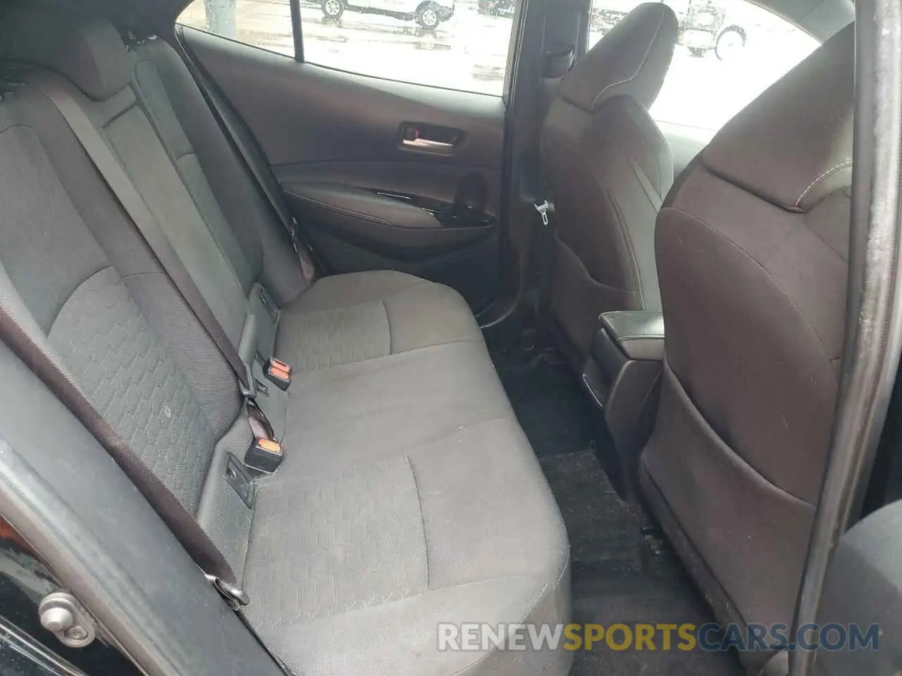 10 Photograph of a damaged car JTNK4RBE9K3027866 TOYOTA COROLLA 2019