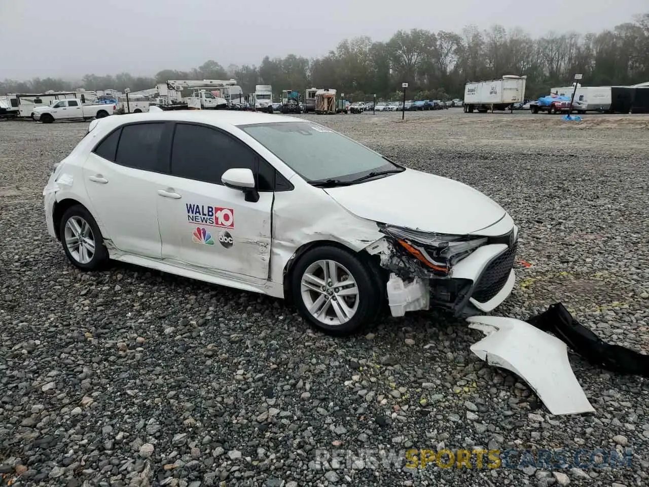 4 Photograph of a damaged car JTNK4RBE9K3064075 TOYOTA COROLLA 2019