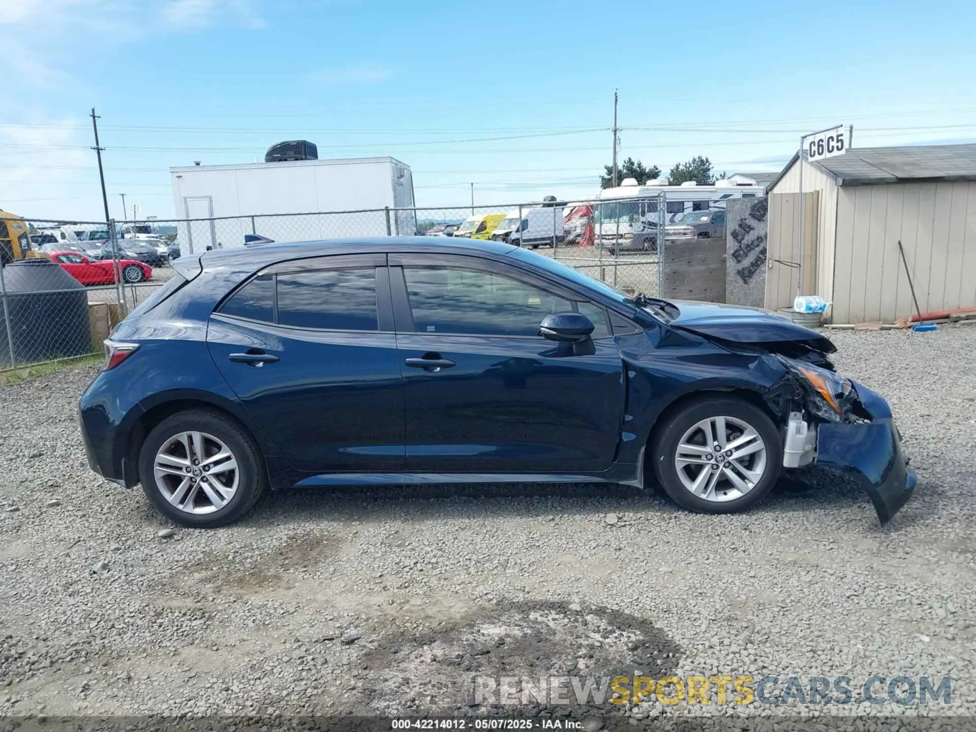 13 Photograph of a damaged car JTNK4RBEXK3017153 TOYOTA COROLLA 2019
